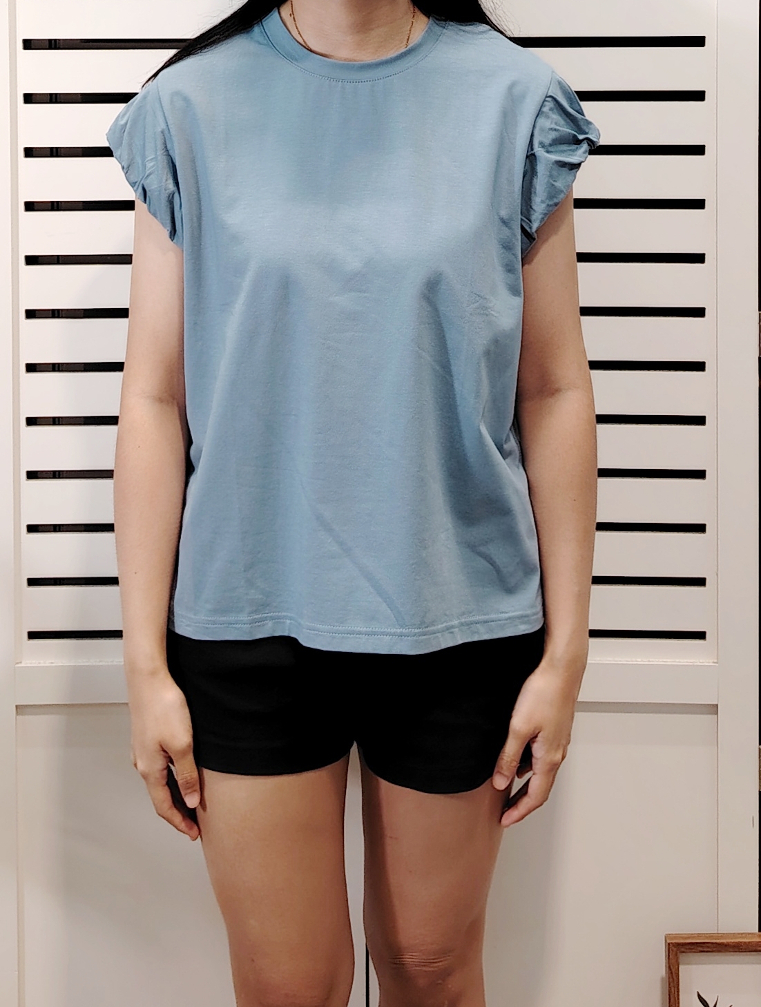 M2889 Wrinkled Sleeve Round Neck T-Shirt