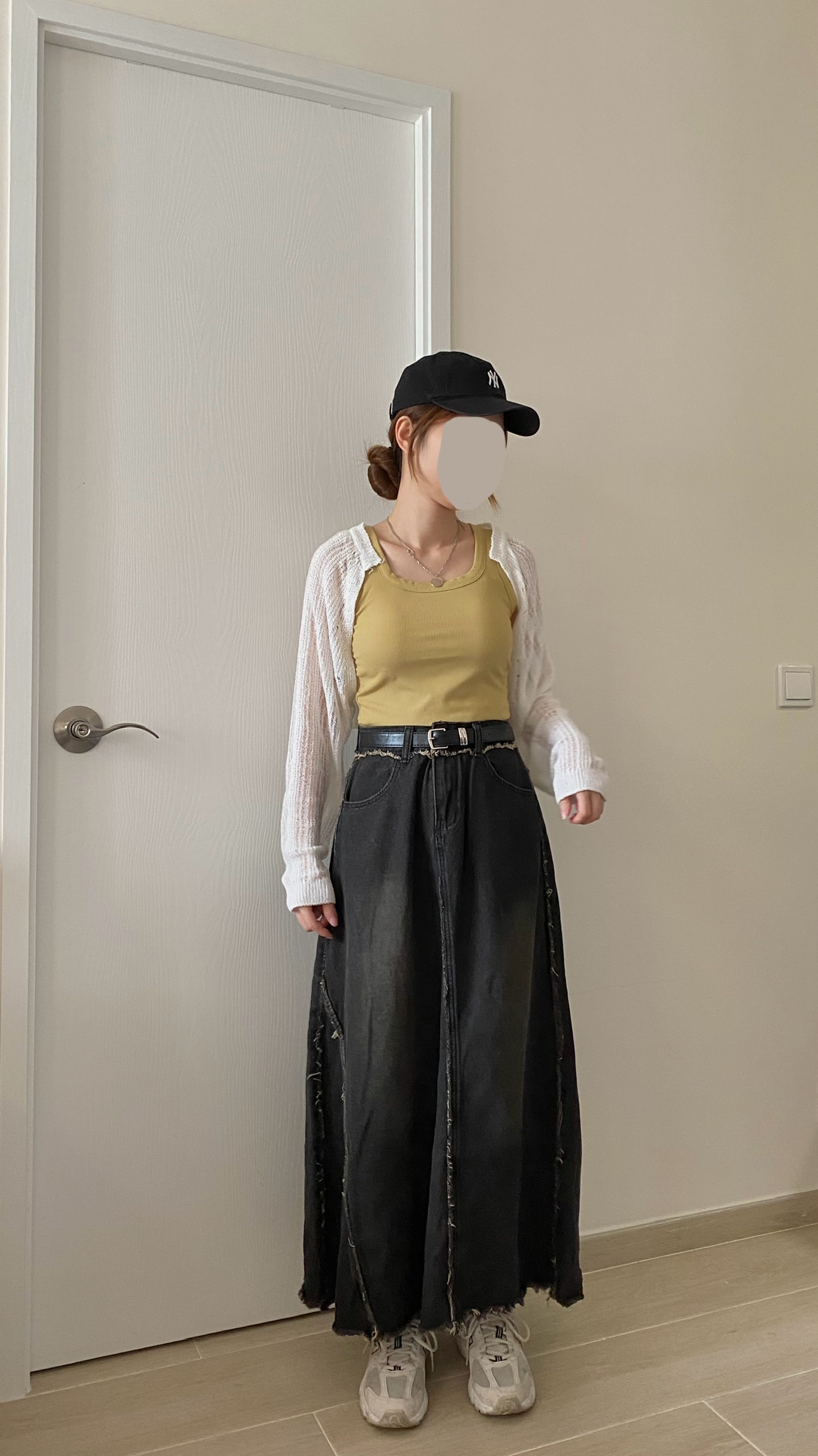 超高詢問度鏤空外套