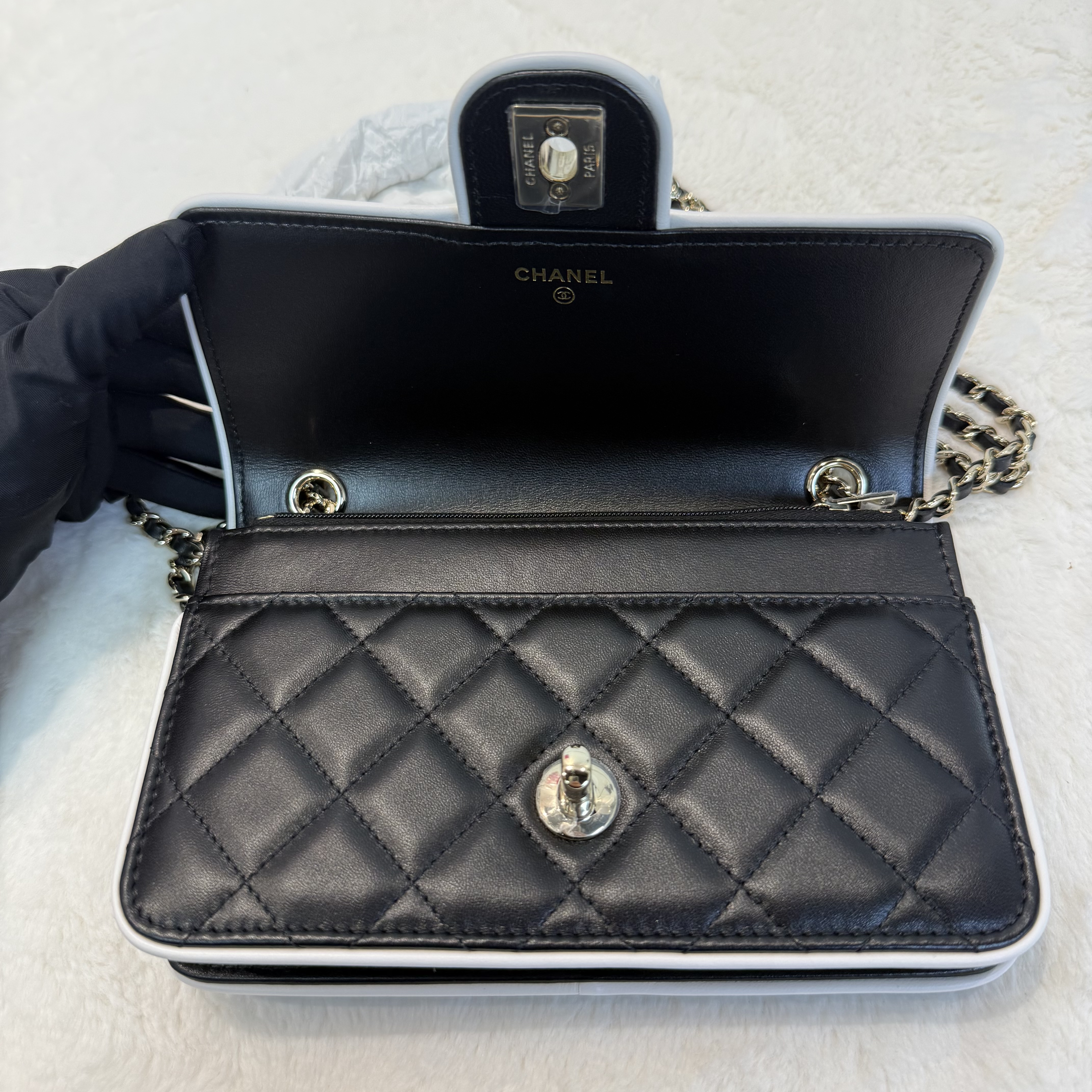 CHANEL/香奈兒 25p 漫畫系列黑白woc鏈條包 