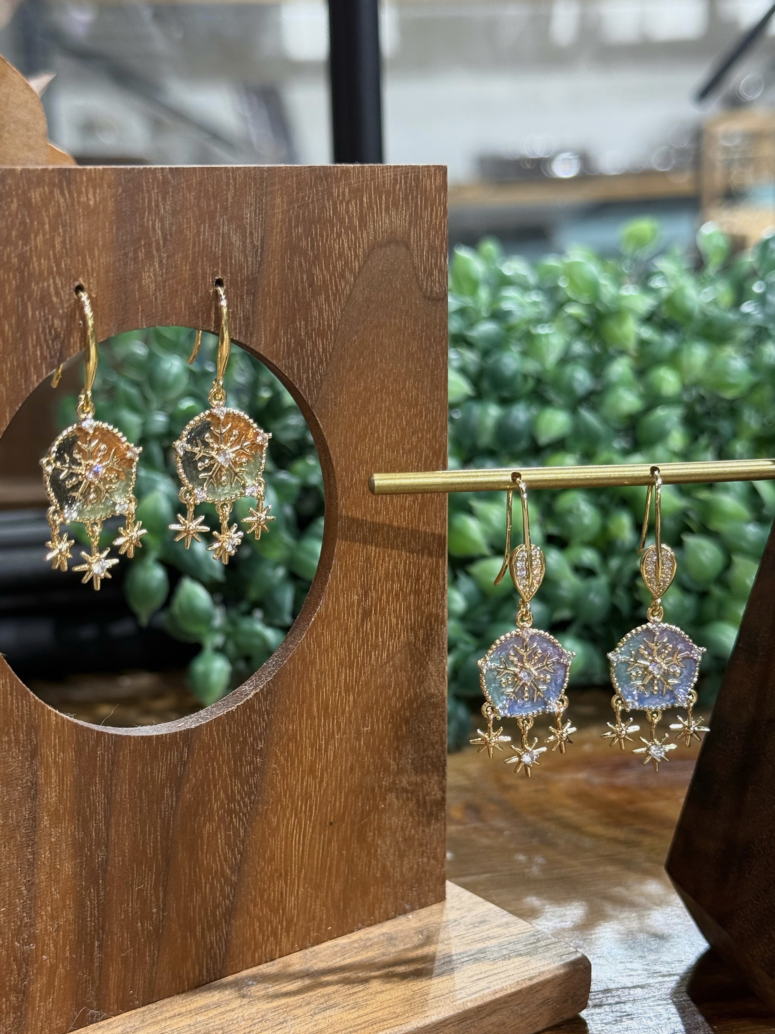 夢雪 Dream Snow Dangle Earrings | 垂墜款耳環