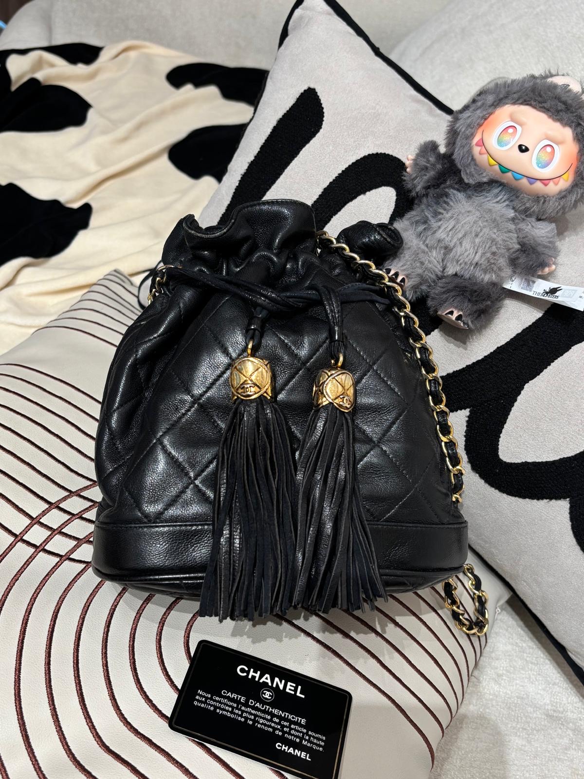 Chanel Vintage Bucket Bag 100%Authentic, 90%New✅Card
