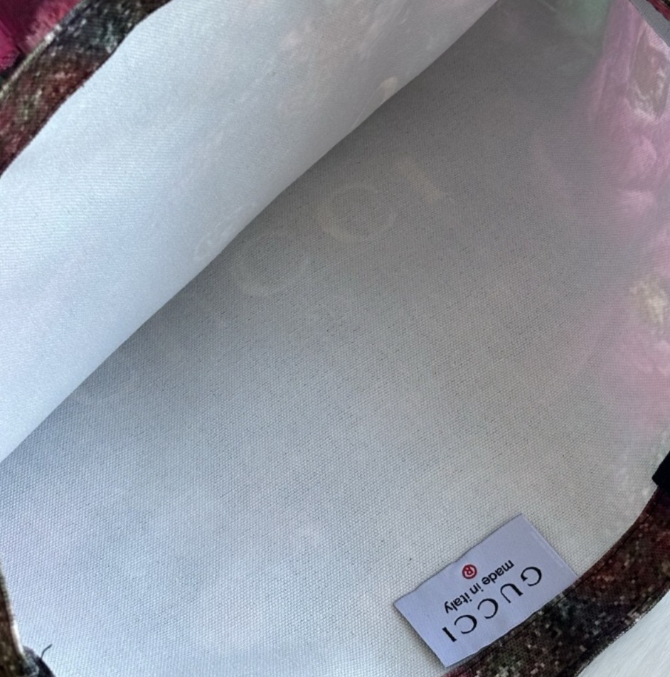 GUCCI 海外 VIP 禮贈花卉帆布托特包
