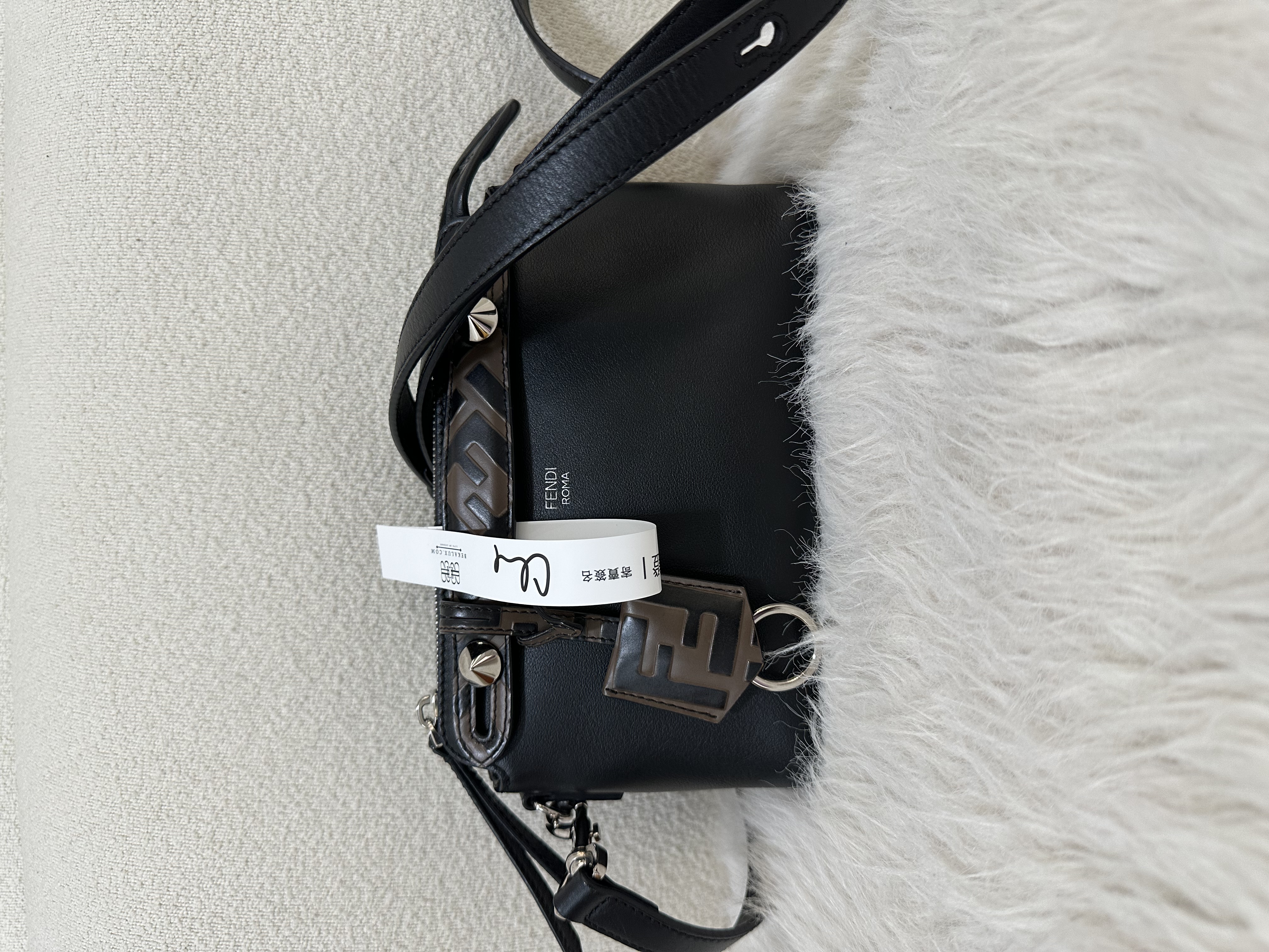 Pre-owned FENDI SHOULDER BAG/ Product Code: 26031011
