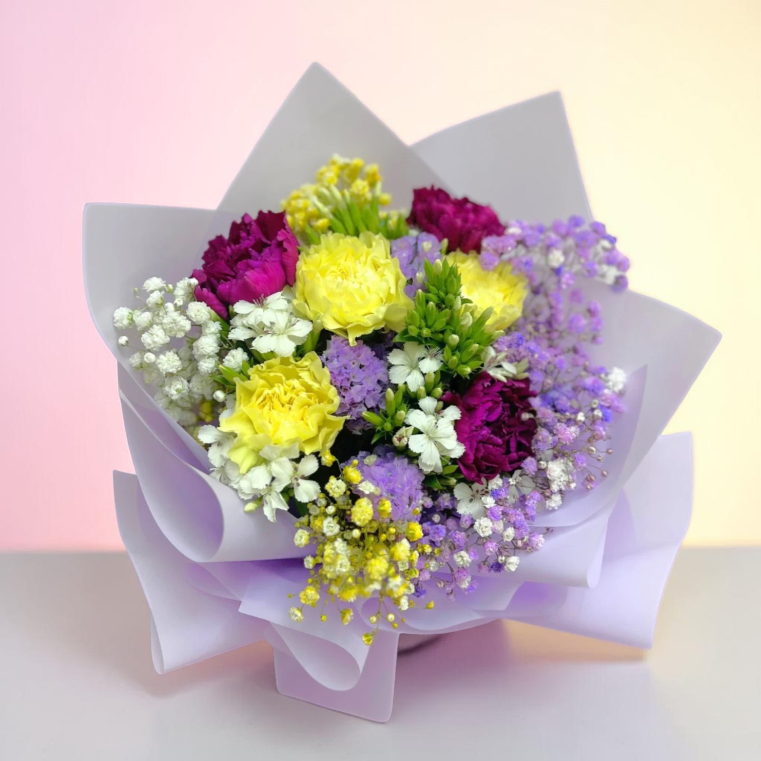  👉🏻鮮👈🏻黃 + 紫康乃馨 6支 9支 11支 18支