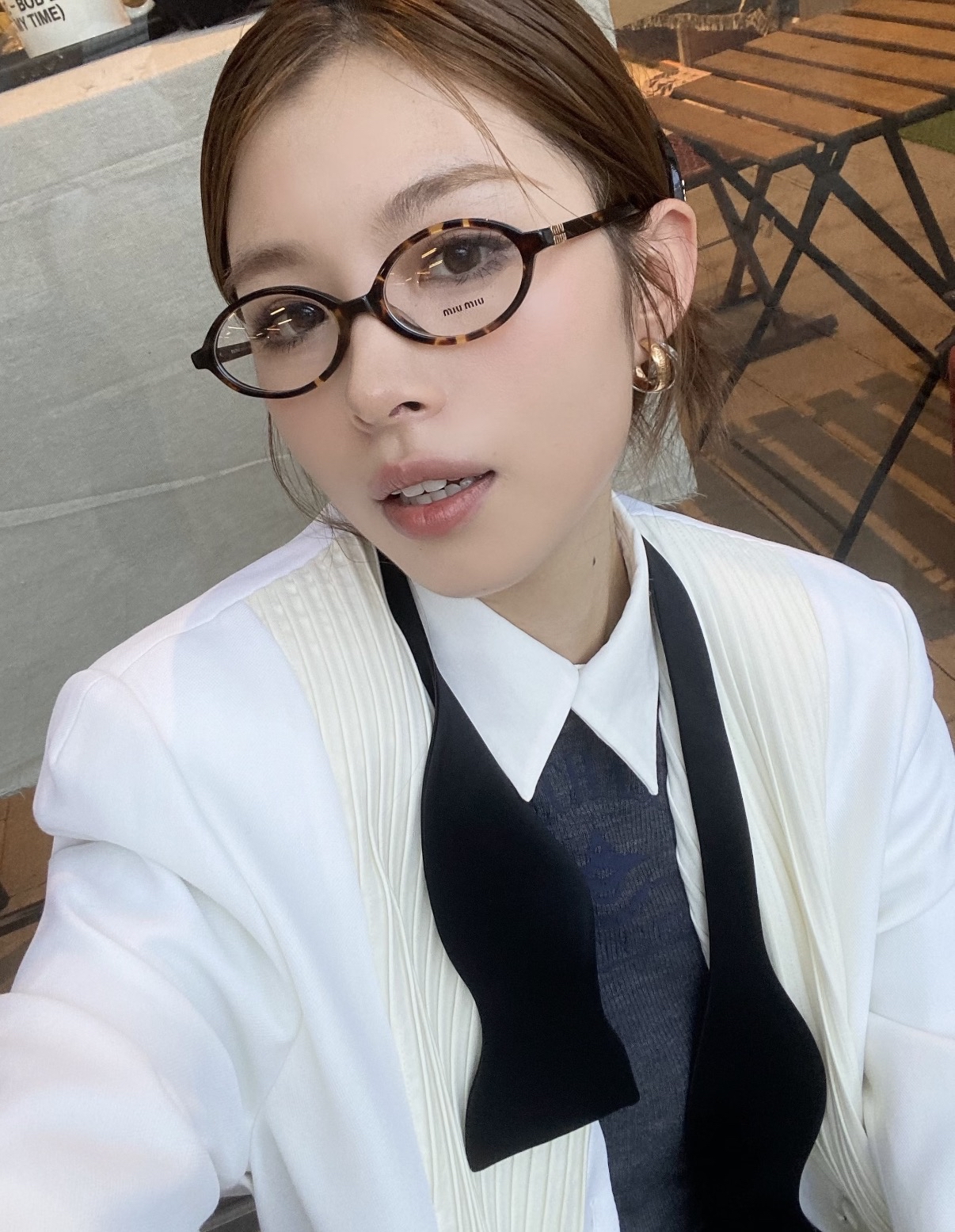 現貨好價💖MIUMIU 熱賣款平光鏡 除咗遮素顏樣，仲係用嚟襯衫✨