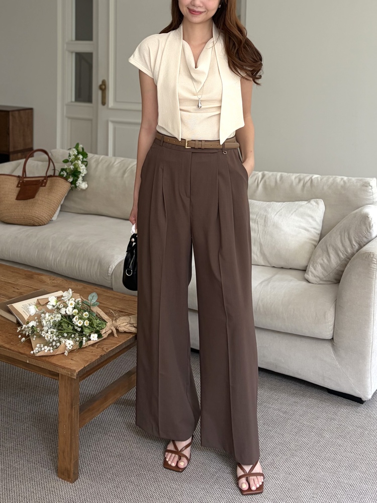 The Daily Tie Detail Top (Cream)