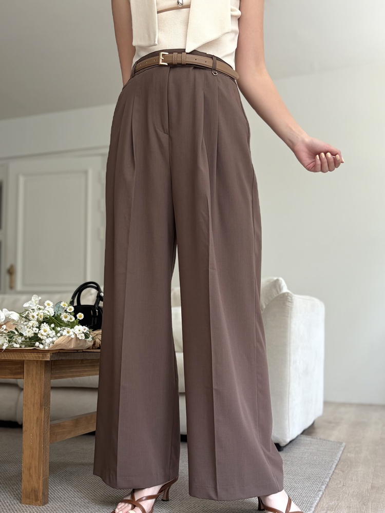 [極薄!] Strap Detail Pleated Pants (Brown)