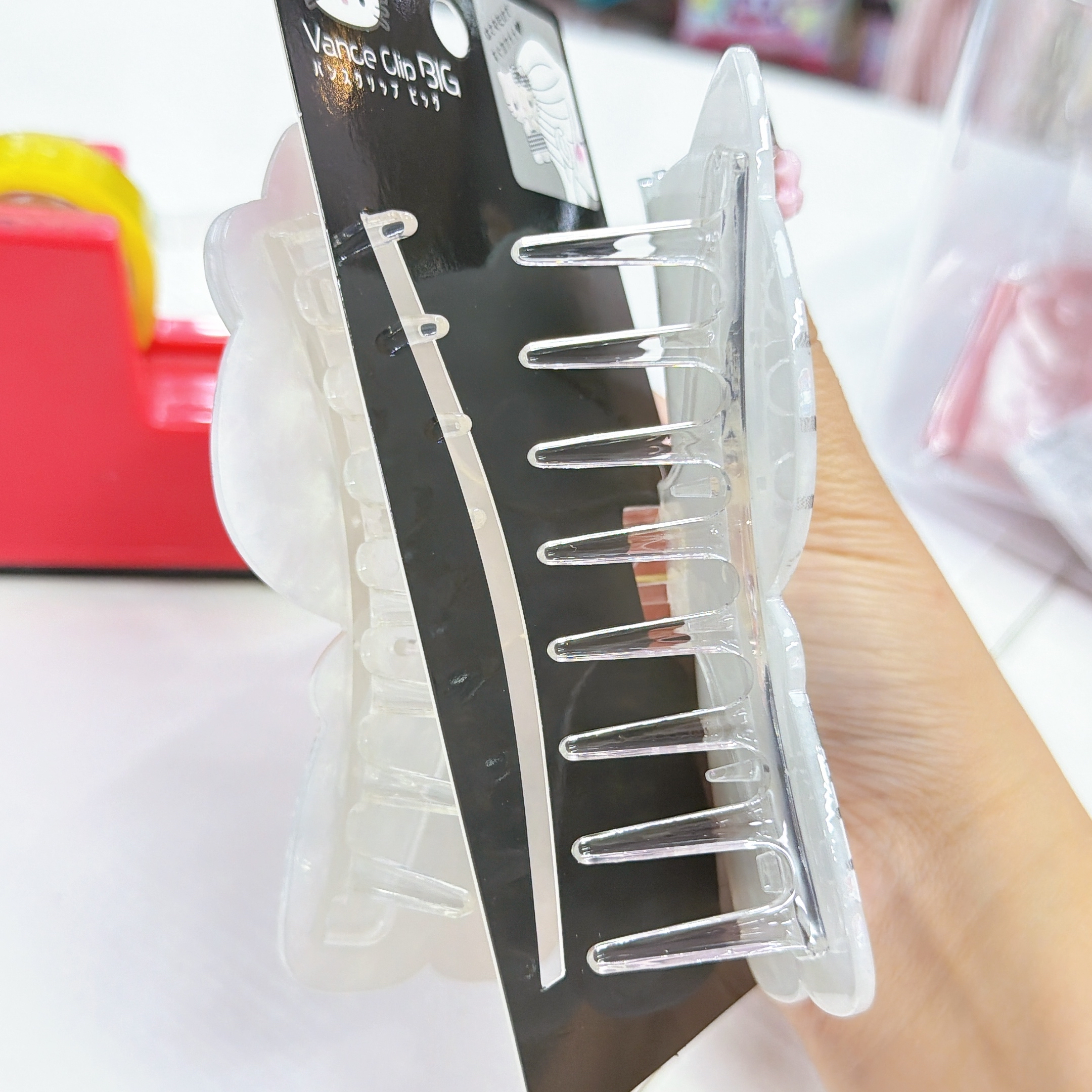 日本直送Hello Kitty鯊魚夾