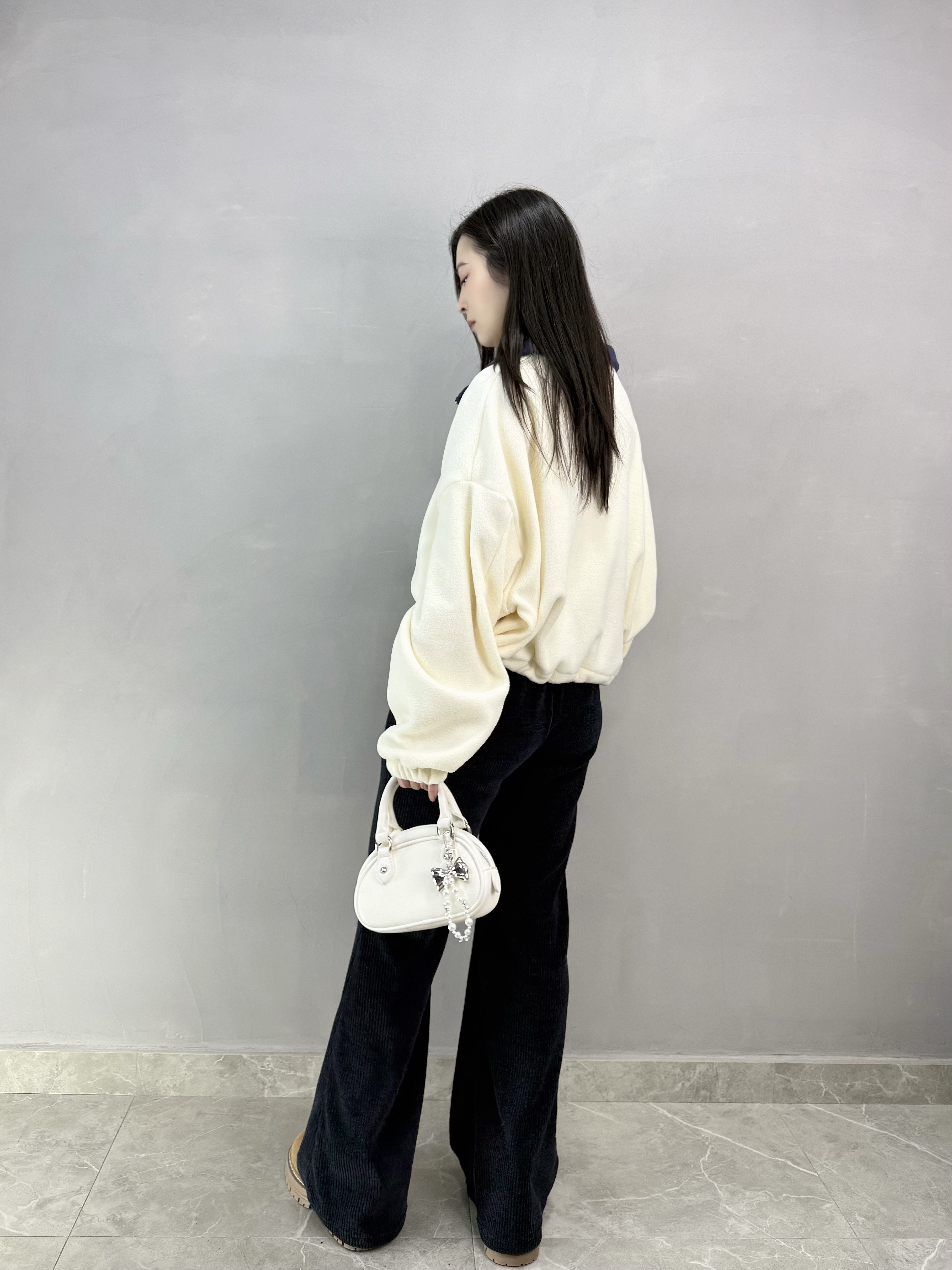 F61 燈芯絨瘦瘦褲