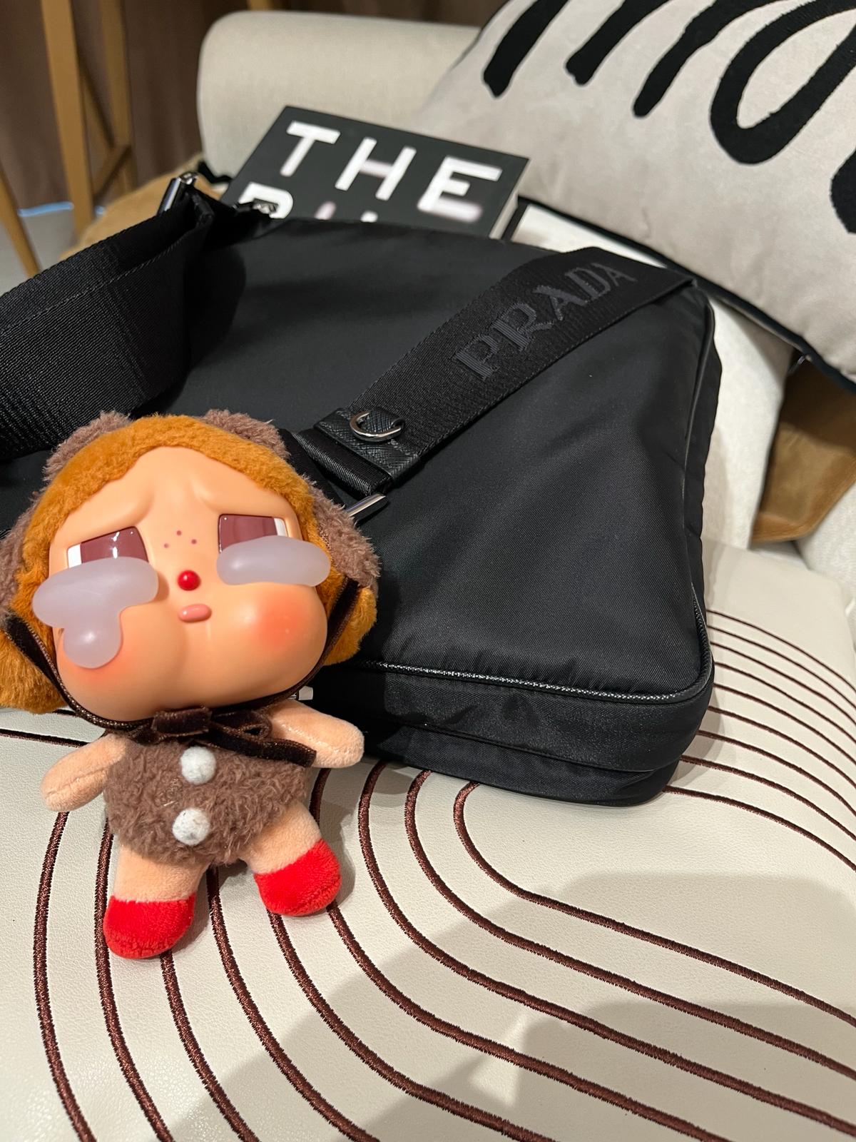 Prada Re-Nylon 及 Saffiano 肩背袋 100%Authentic, 99%New ✅ certificate✅NFC✅Dust bag