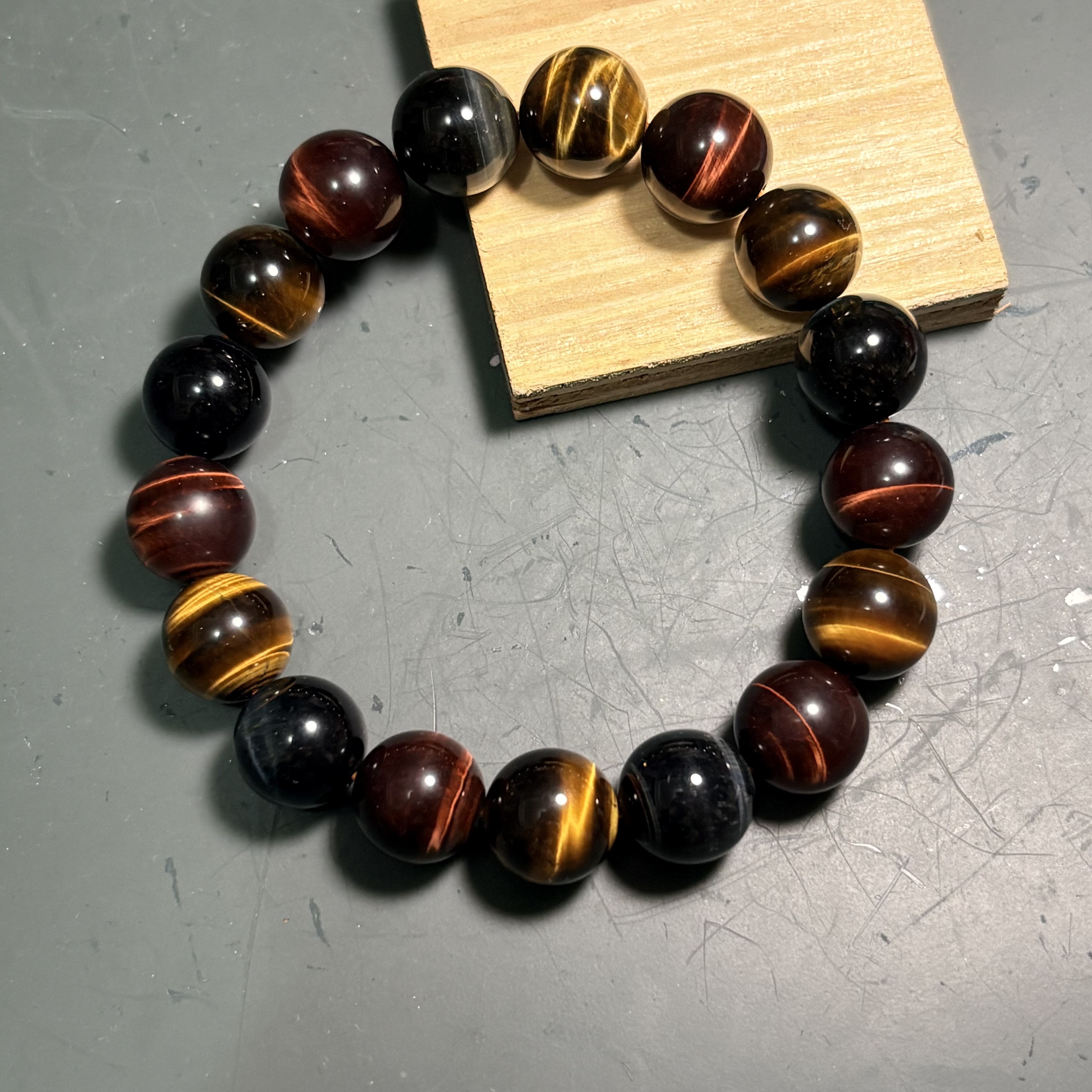 彩虎眼石｜三色虎眼石手鏈 No.3461 丨規格：12mm+珠17 cm手圍