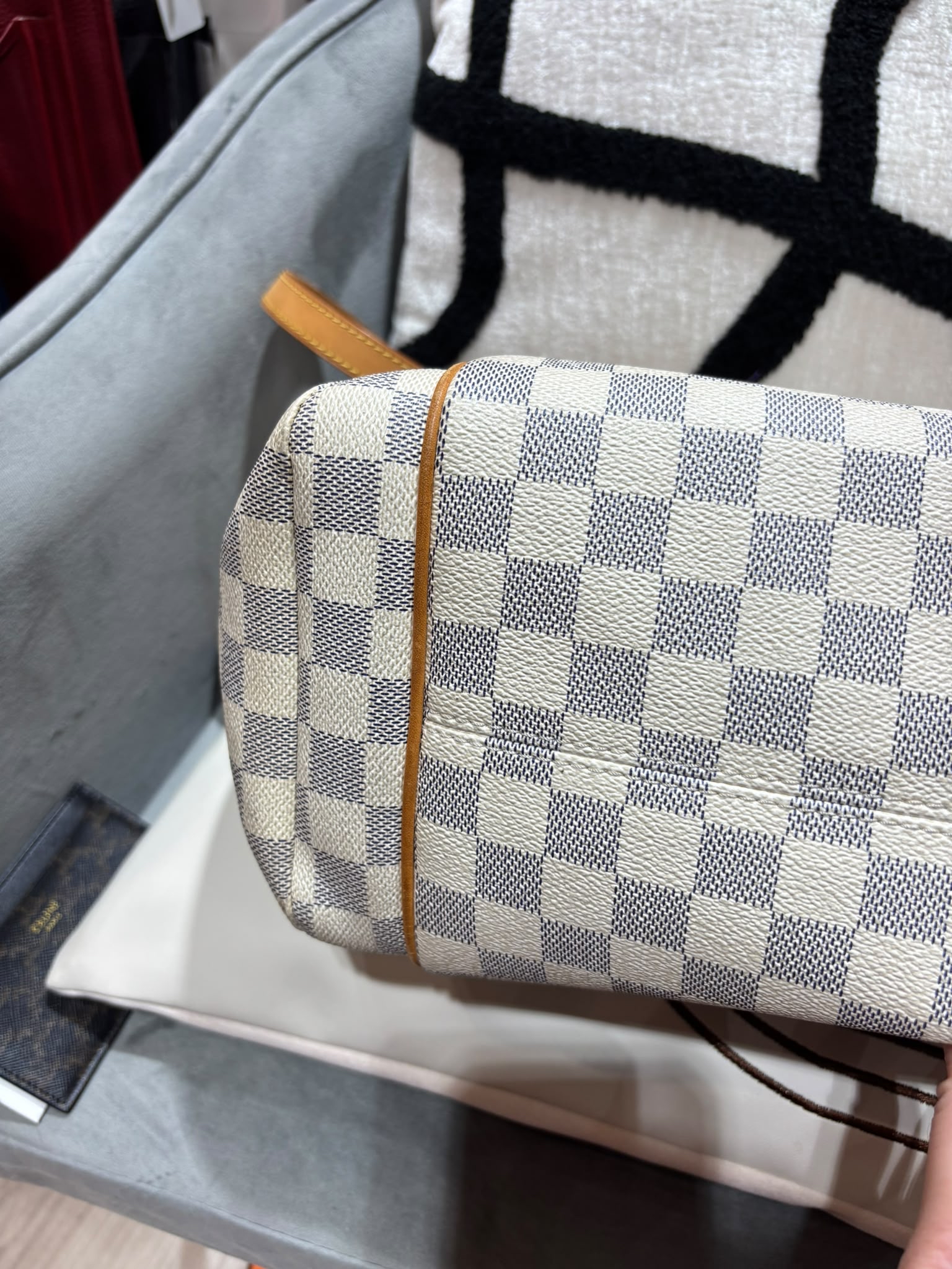 Lv totally mm tote bag 100%Authentic, 85%new✅dust bag 