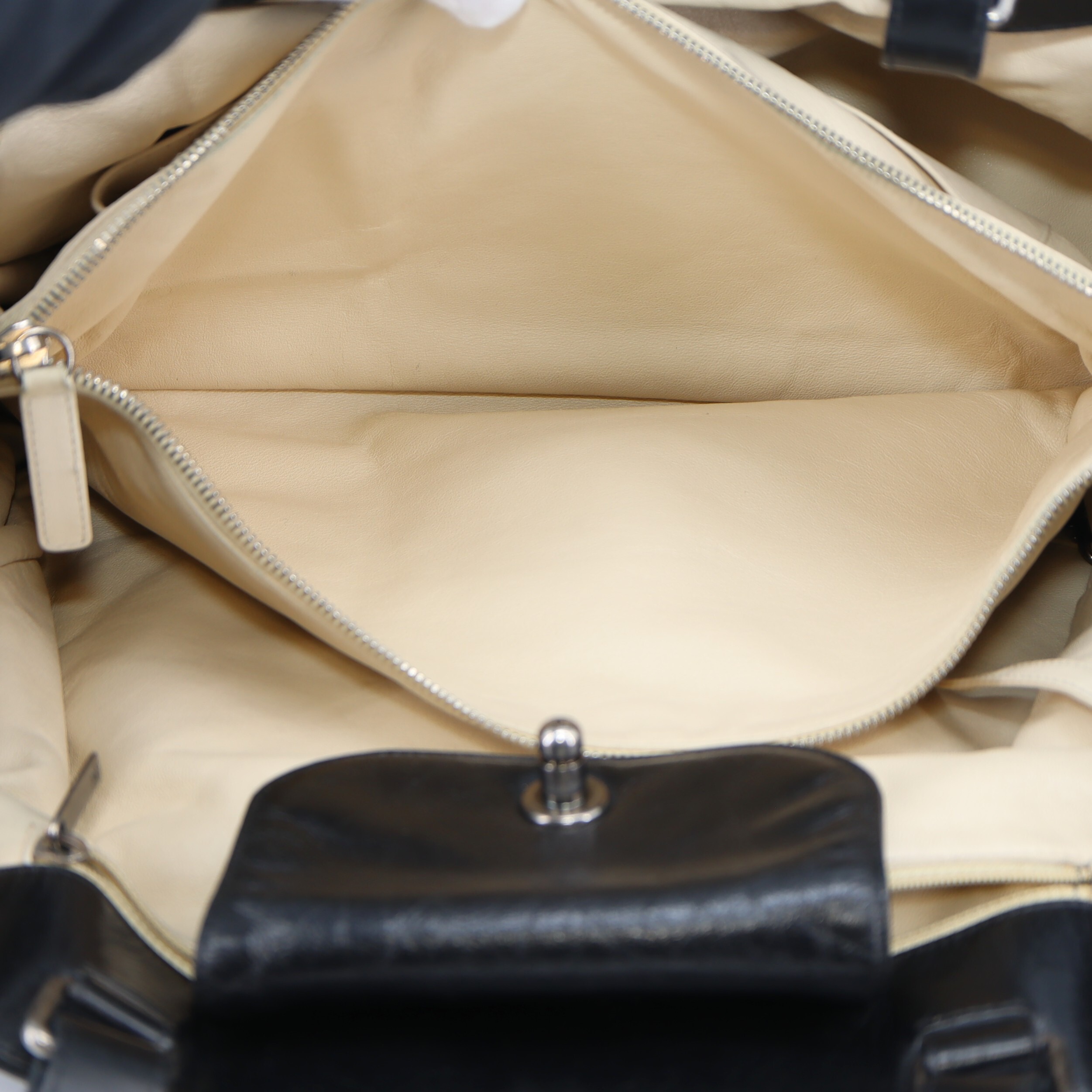 Chanel Matelasse Calfksin Boy Lock 2way Bag