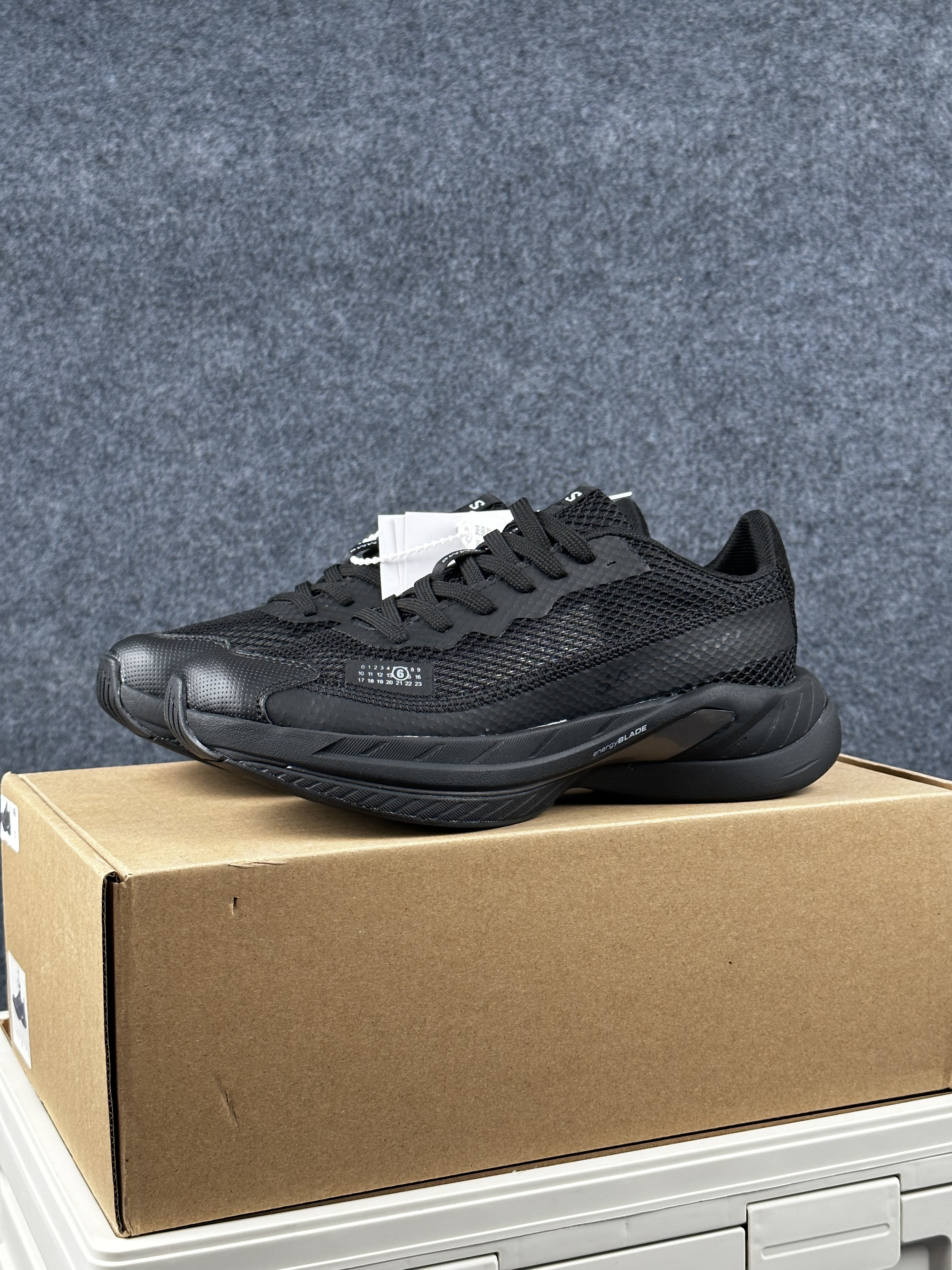 MM6 Maison Margiela X Salomon Spectur 2  