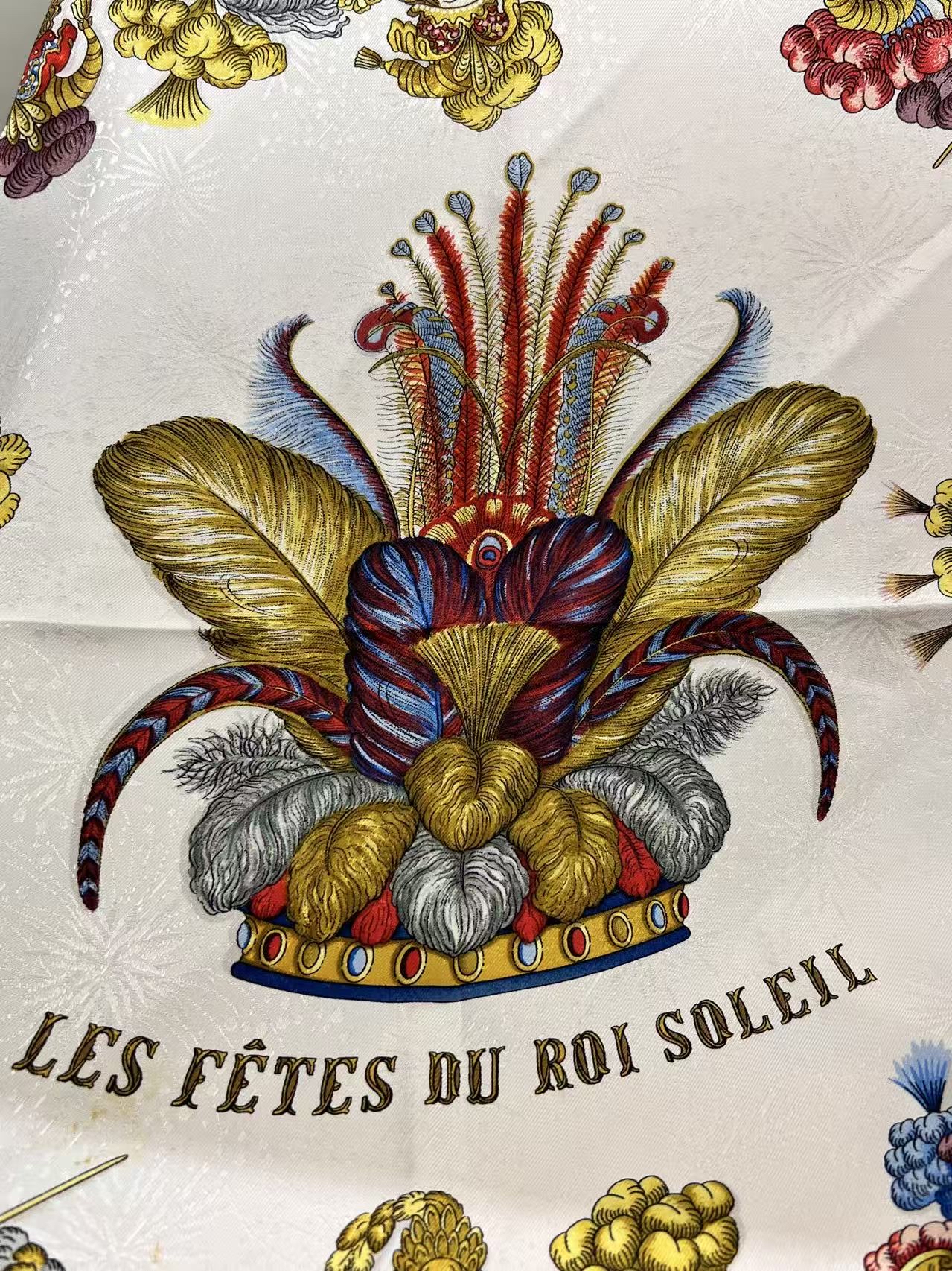 Hermès Les Fêtes du Roi Soleil Scarf