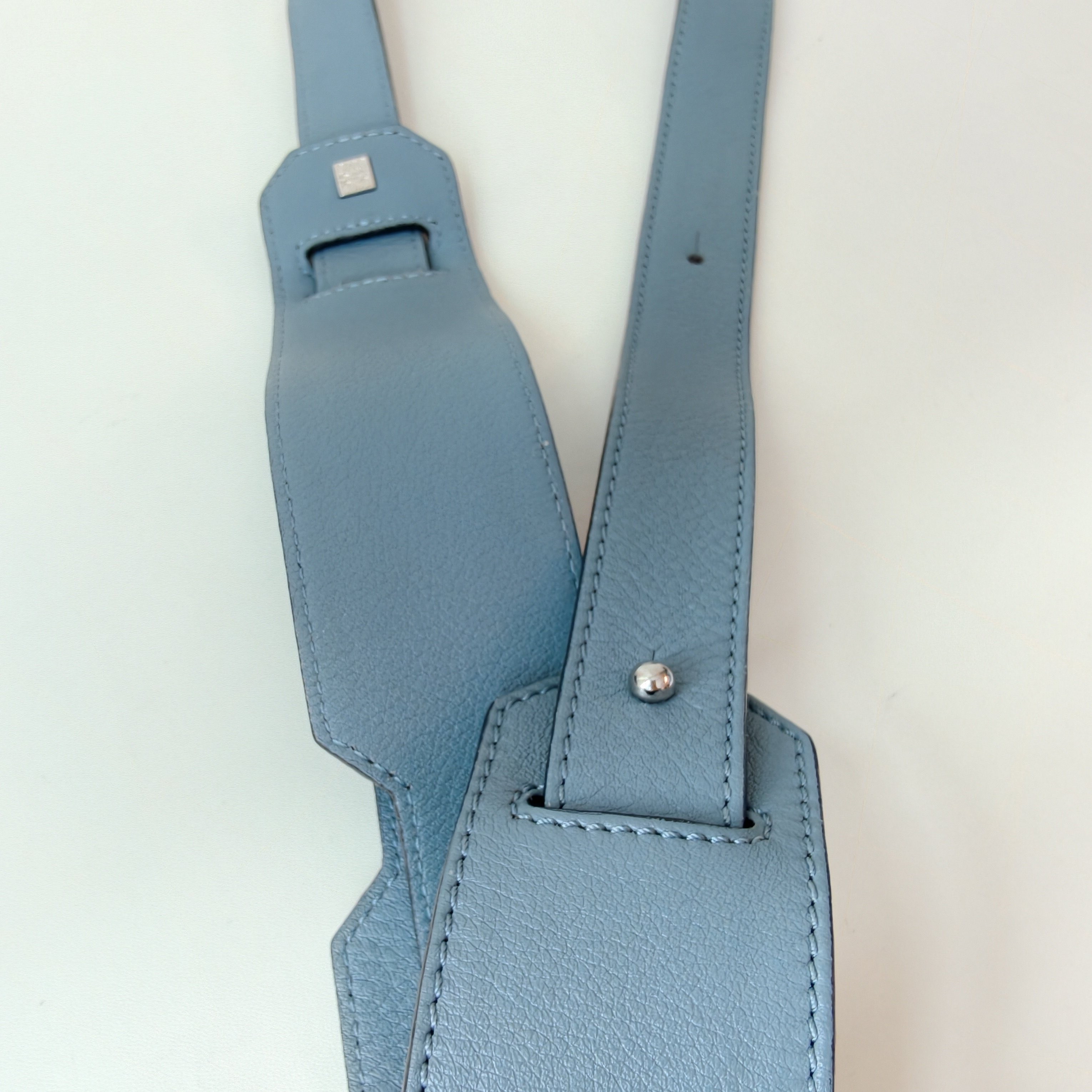 【預訂貨品】loewe 藍色 puzzle