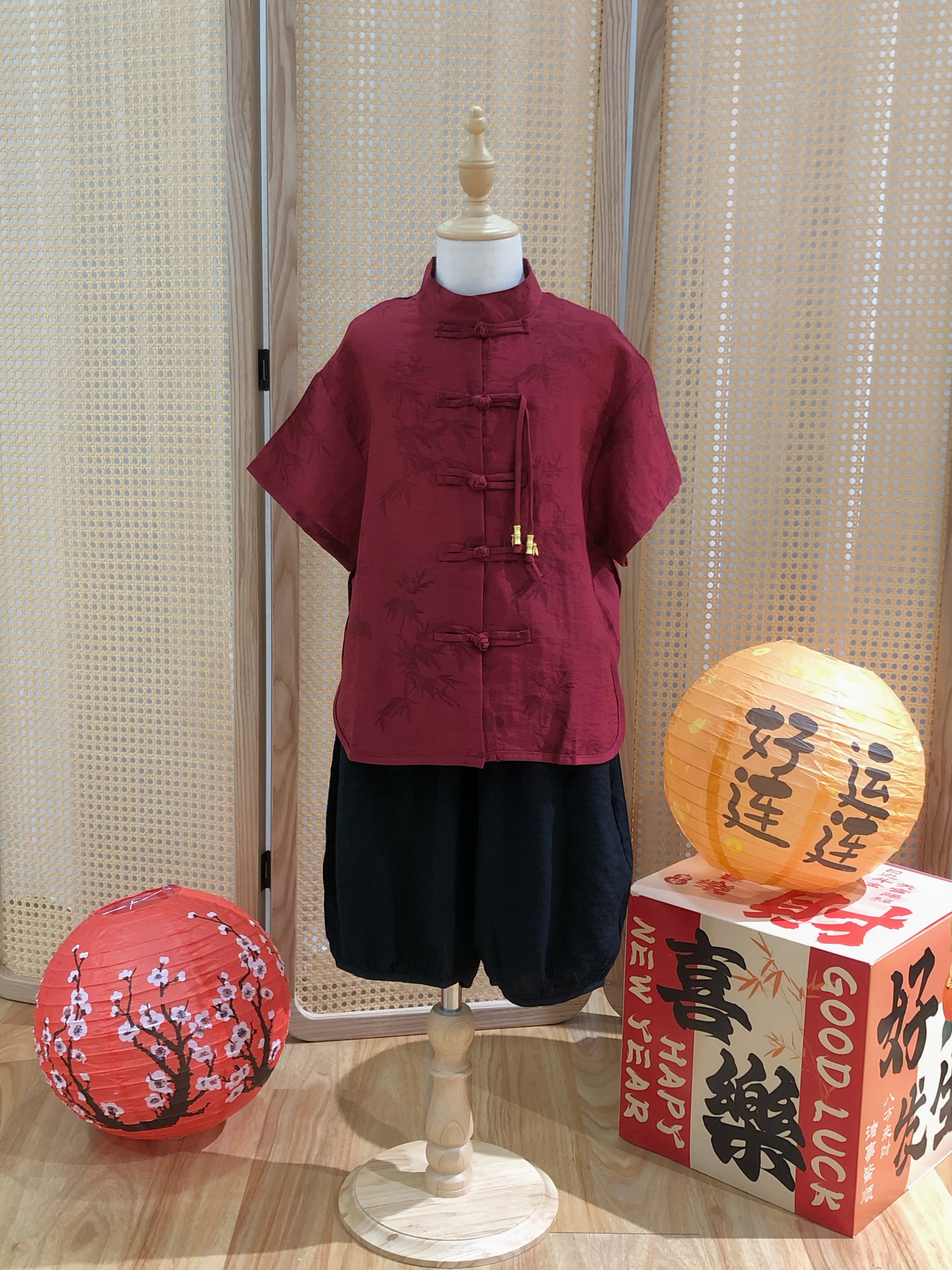 红色男童唐装套装