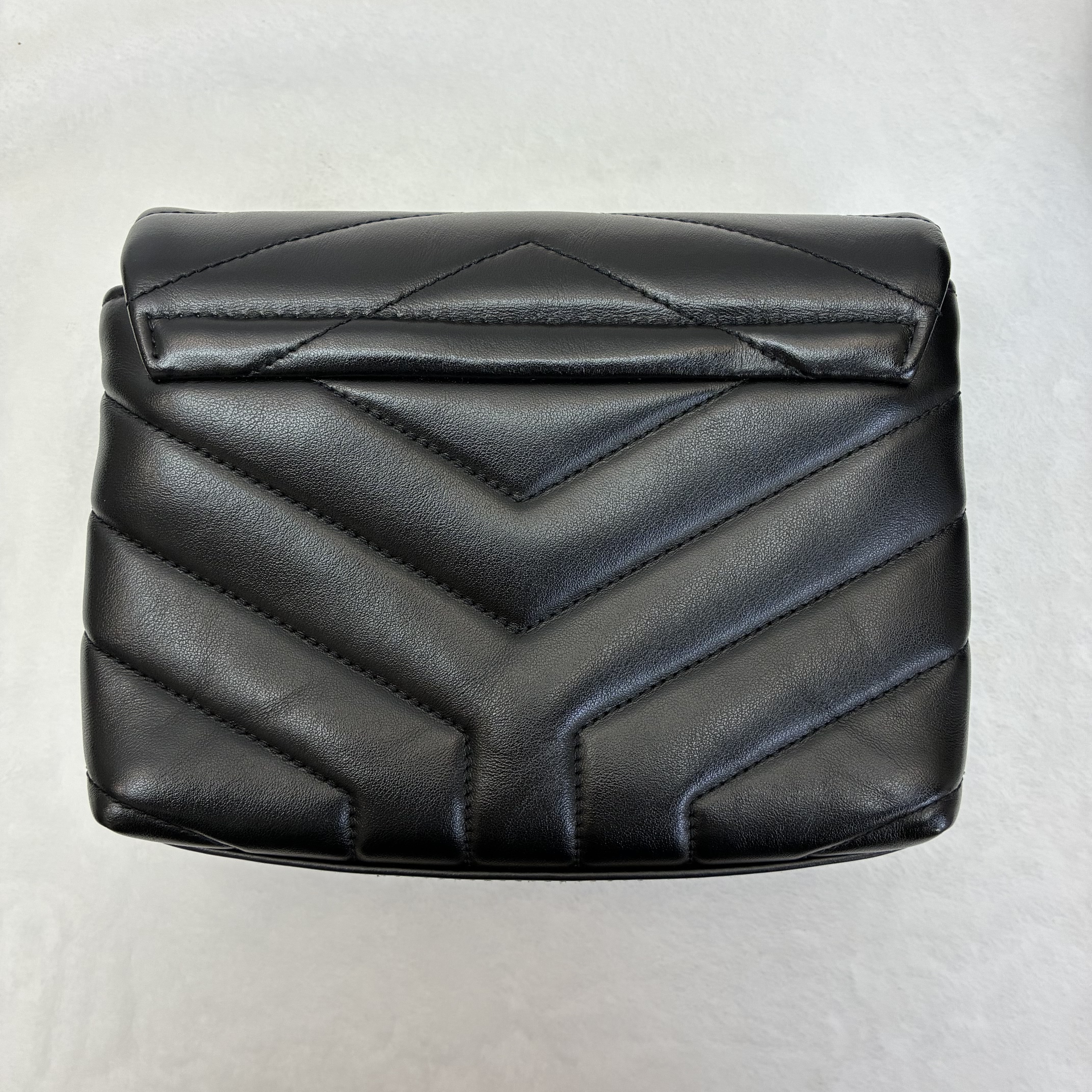 YSL loulou toy leather雲朵包