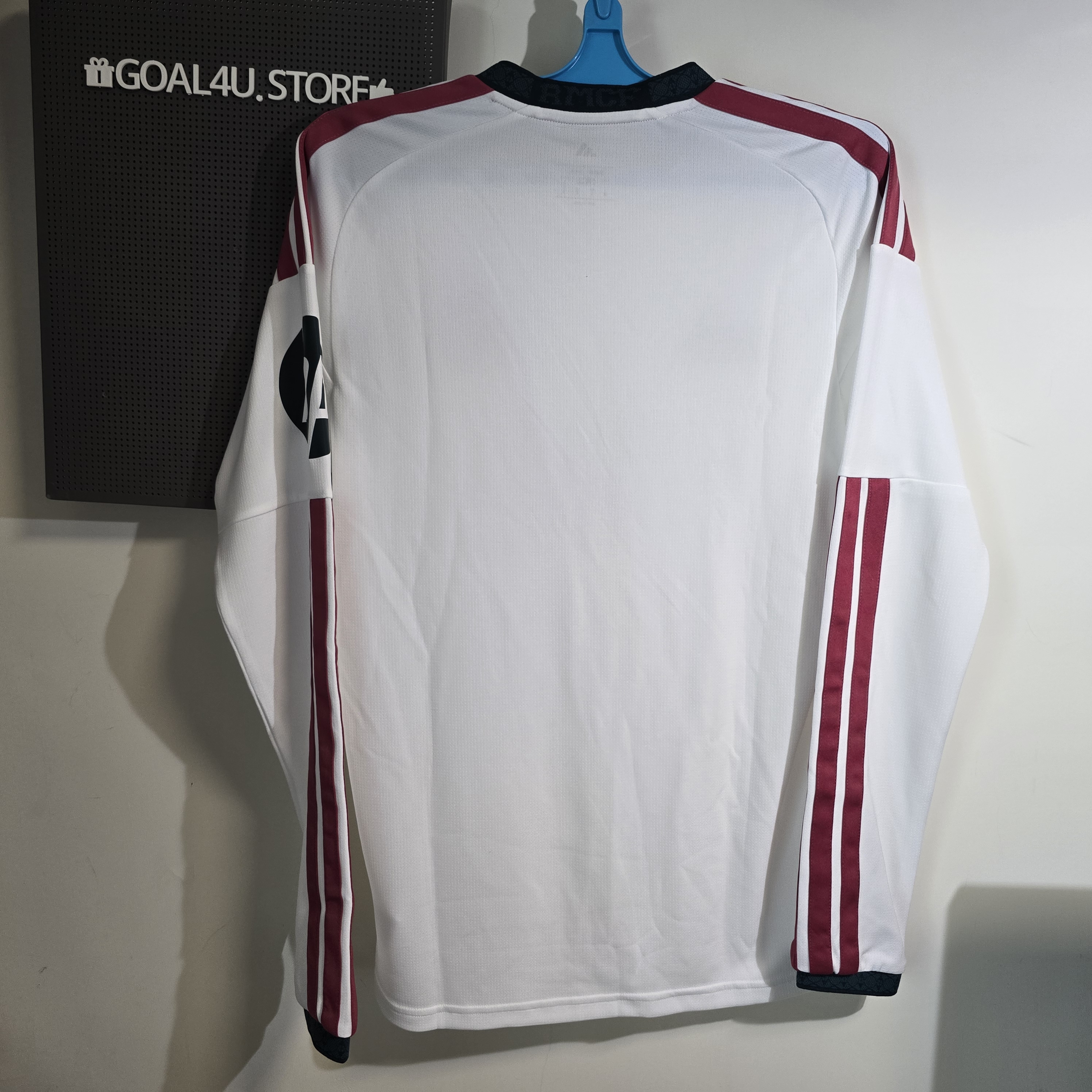 👑💎好比皇冠上鑽石與珍珠 Adidas Real Madrid 皇家馬德里 2026-27 主場長袖球迷版球衣 (可加印字章) KC3952