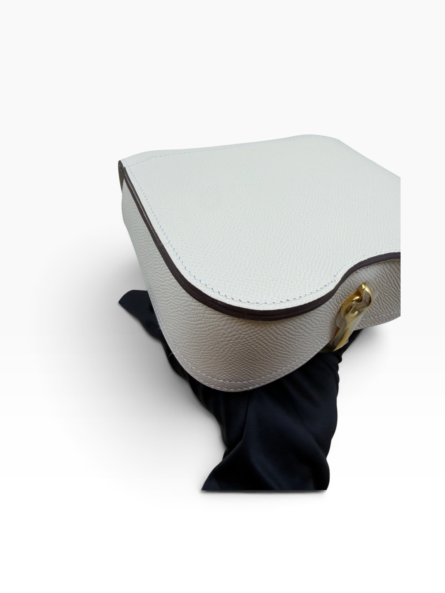 Pre owned hermes Della mini/ stamp B K08221
