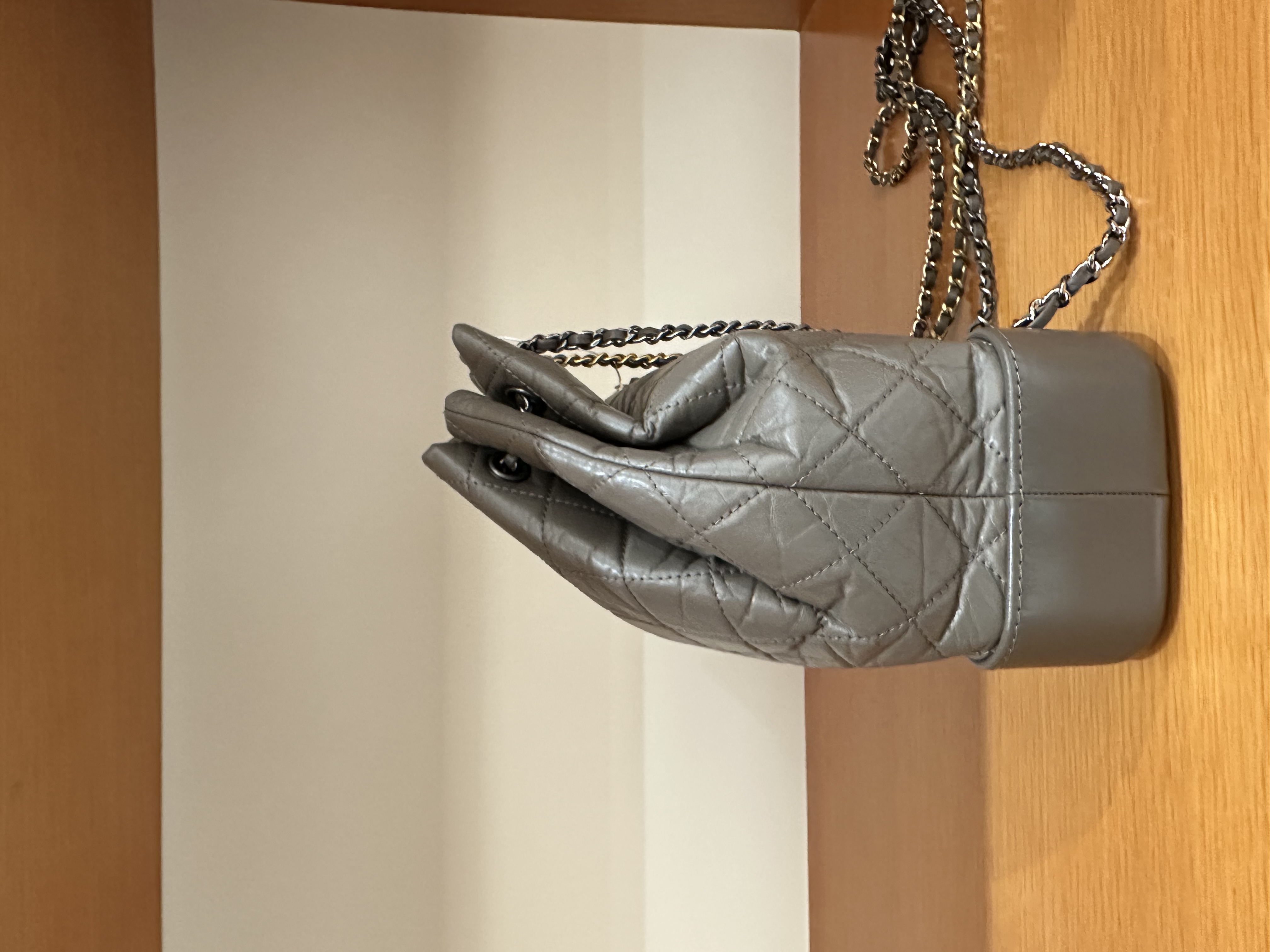 直播貨品 |  [1個-$100 2個-$300］HH02