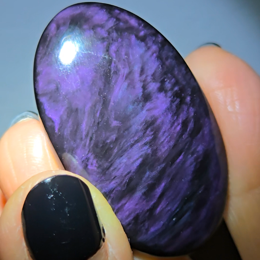 Velvet obsidian cabochon from Mexico - OB14