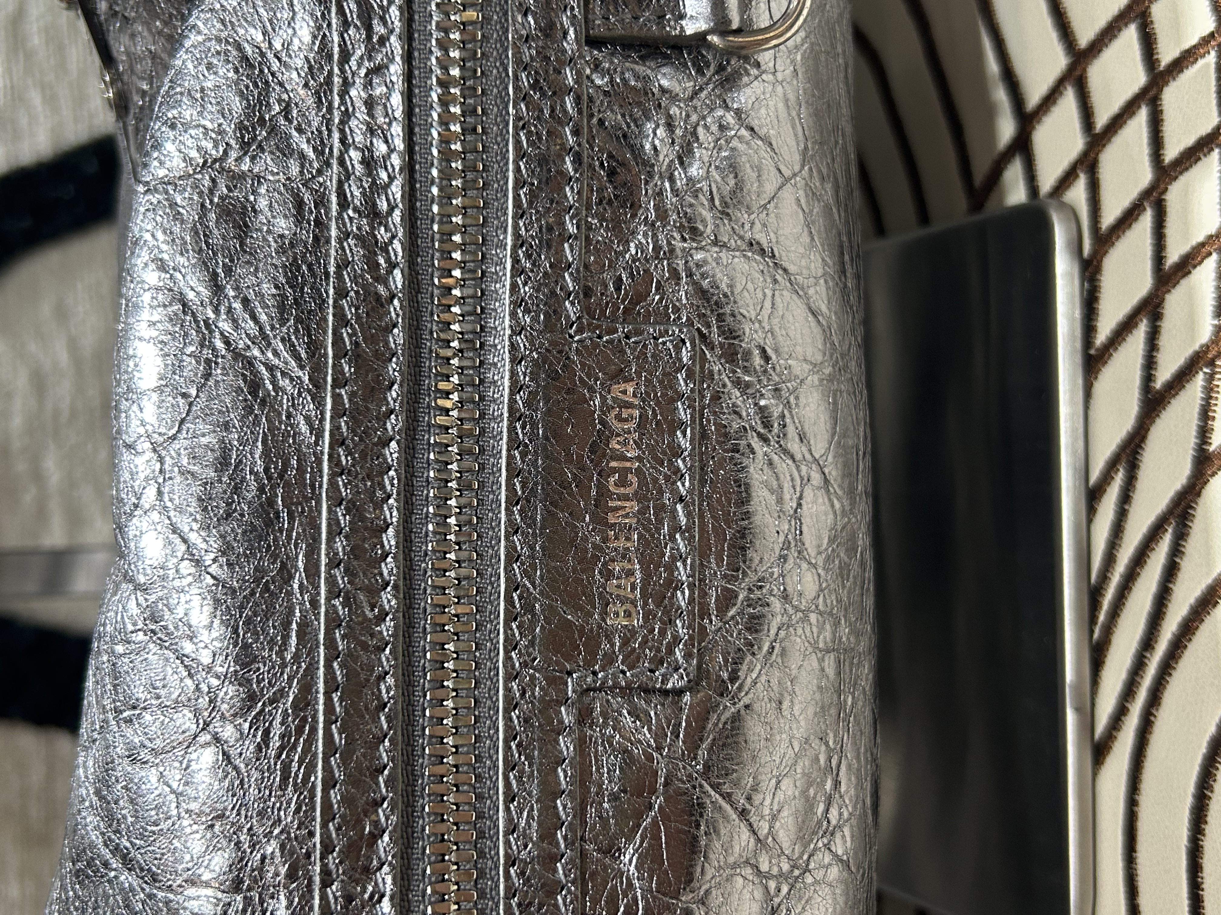 Balenciaga Superbusy XS Sling Hobo Bag 銀色 100%Authentic, 98%New☑️Dust bag