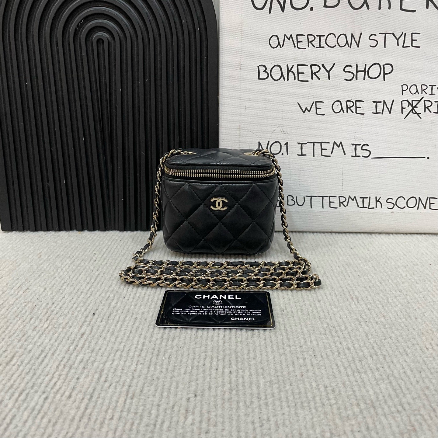 【預訂貨品】CHANEL黑金mini羊皮盒子包