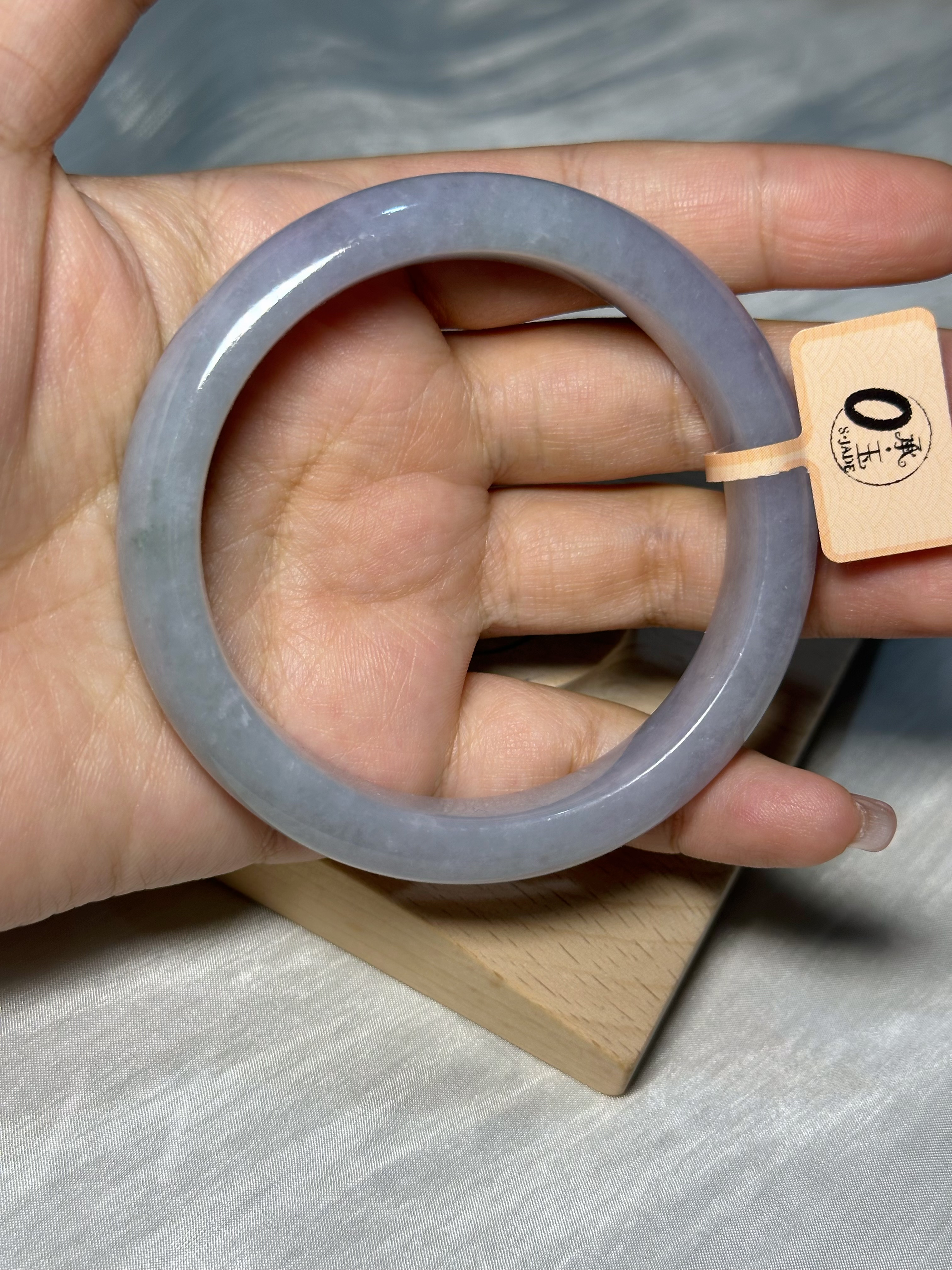 S2625 58.6圈 罕見煙紫色