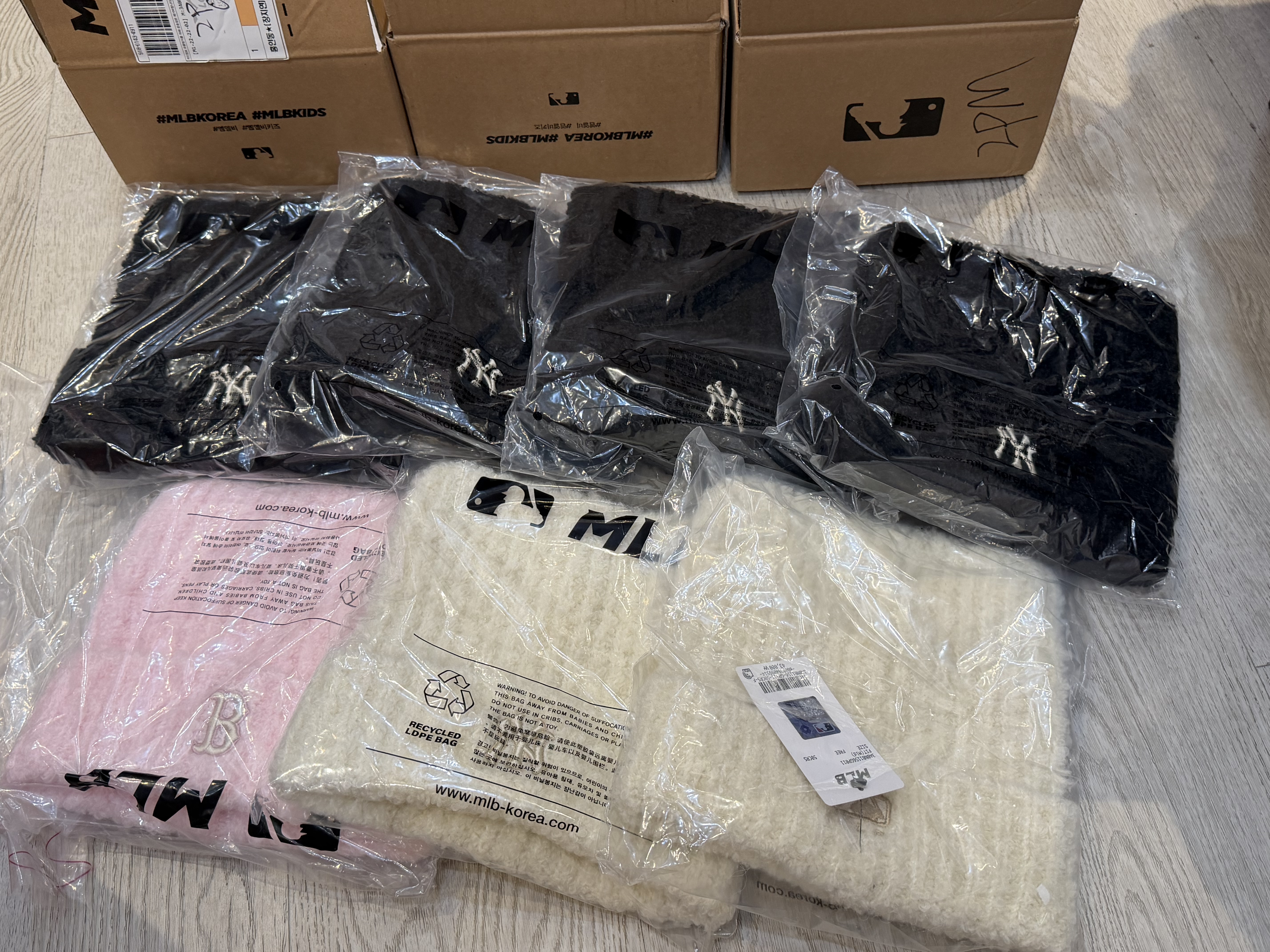 韓國直送🇰🇷MLB MEOW KNIT BEANIE貓耳冷帽/兩款都有！