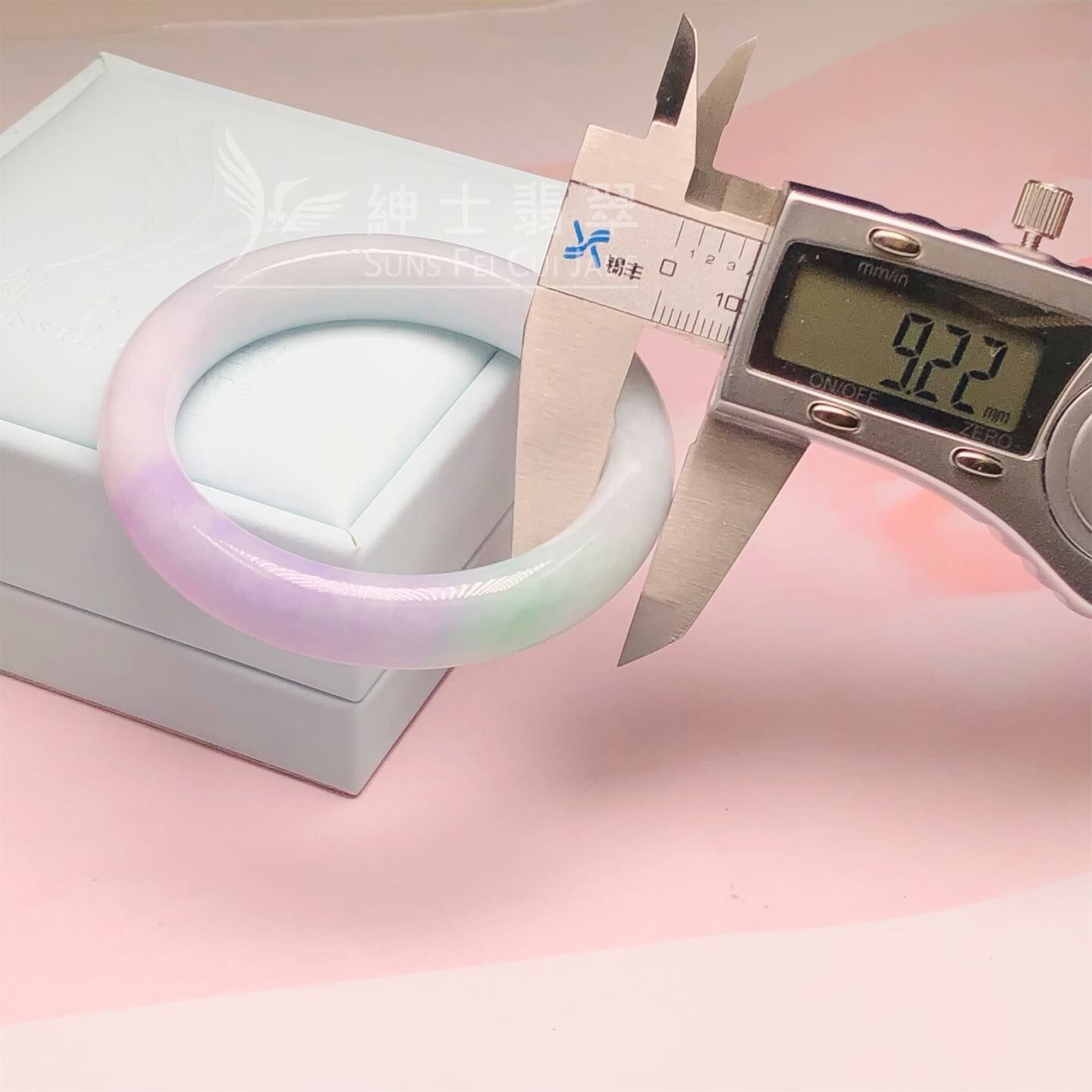 木那春彩福鐲51.6mm