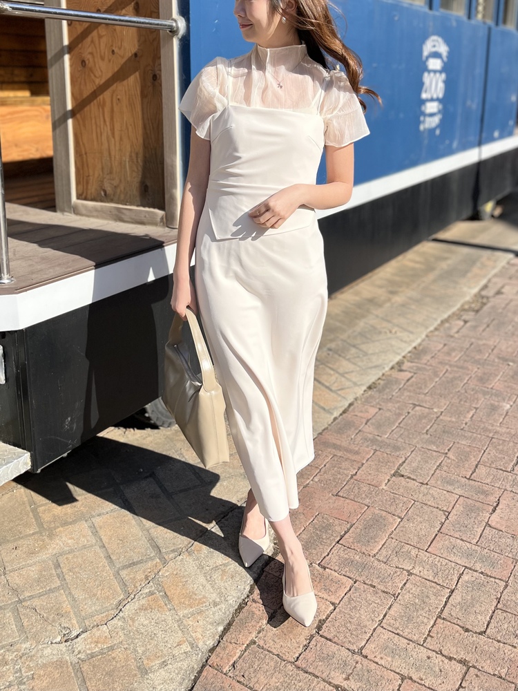 Airy Sheer Crinkle Top (Ivory)