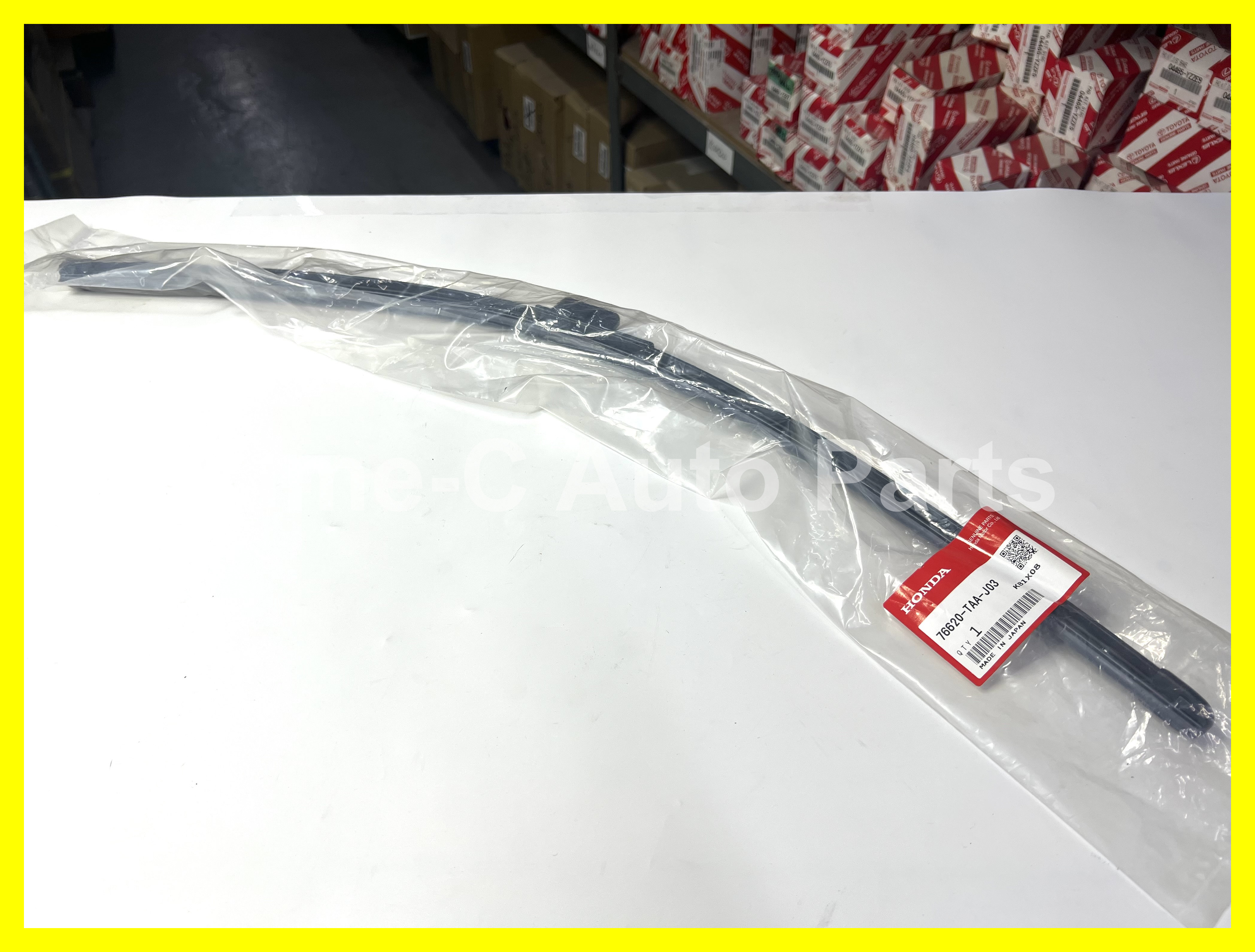 右水撥 76620-TAA-J03 - Honda Stepwgn RP