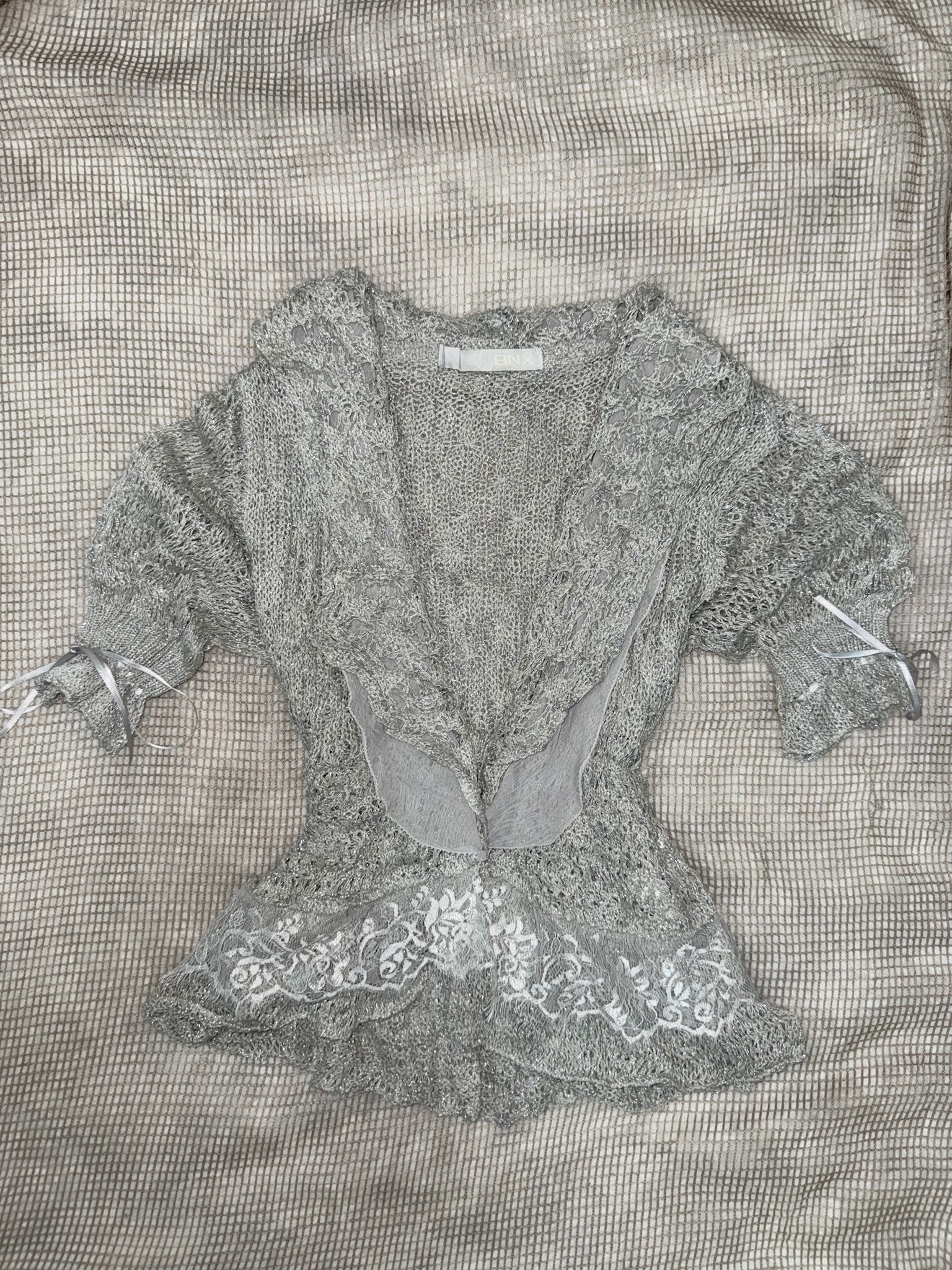 Vintage Mori Silver Ruffled Lace Bolero Shrug