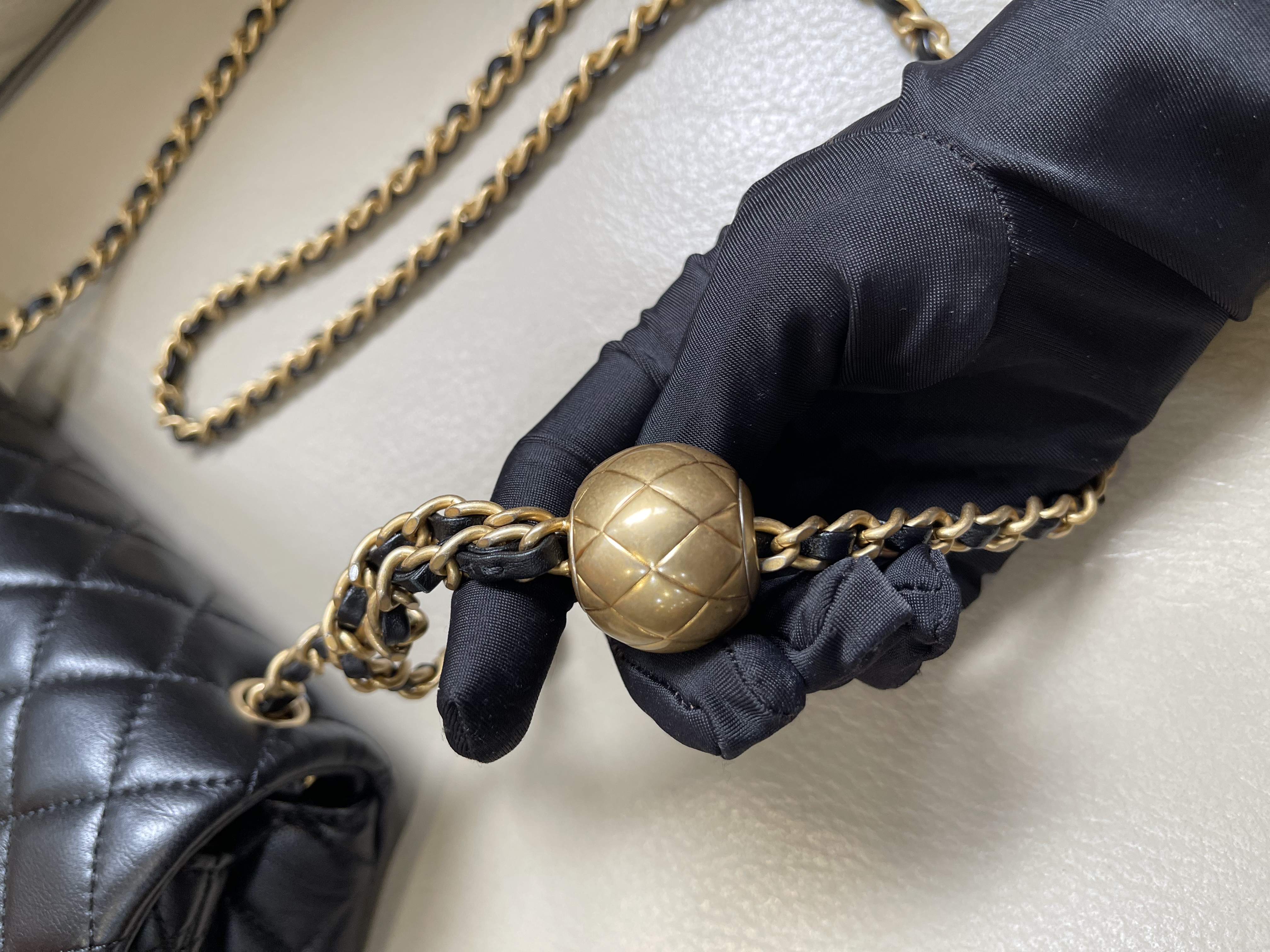 Pre-owned Chanel CF with gold ball