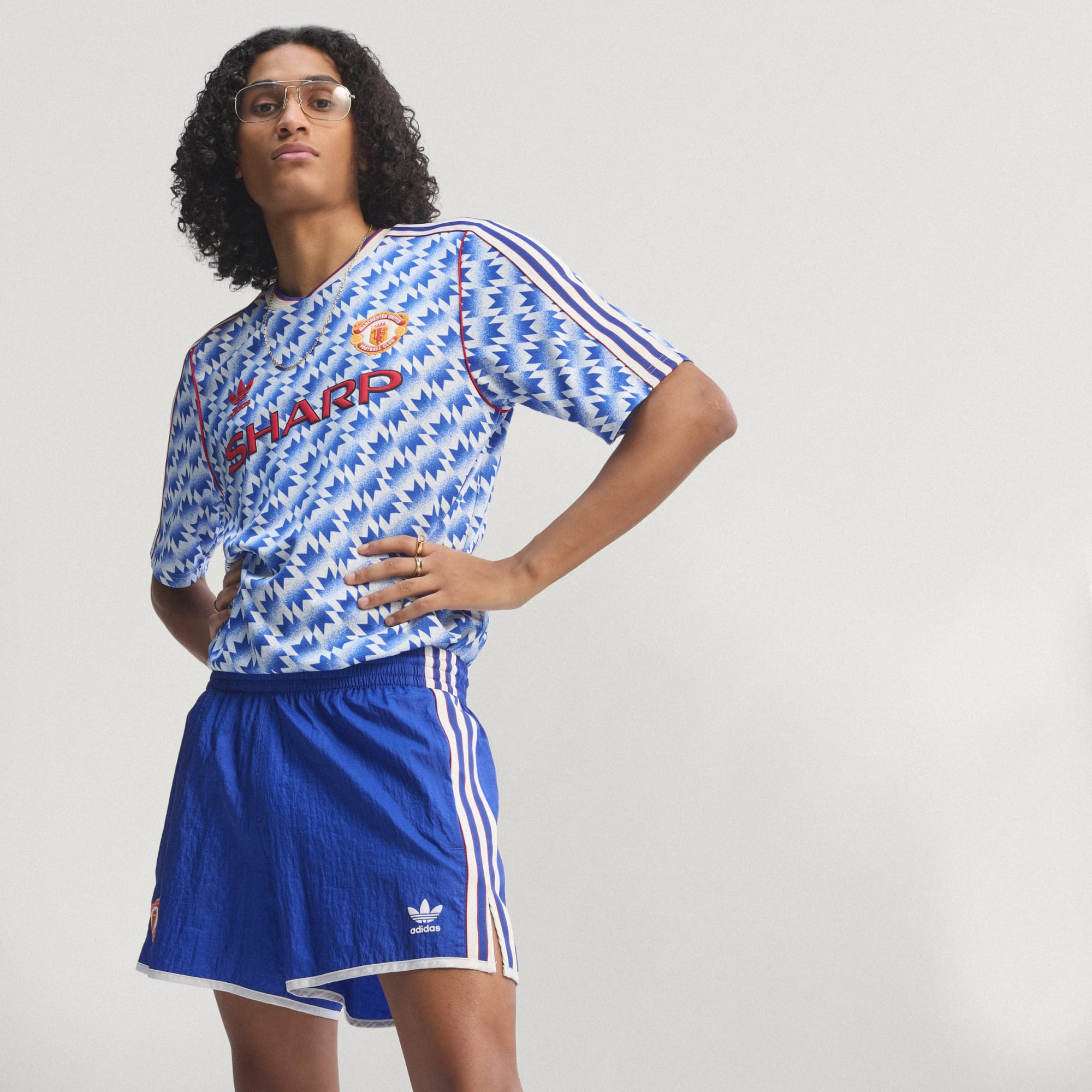 經典休閒美學 ⚽ Adidas Originals Manchester United 曼聯 1991/92 復古運動短褲 JD5816