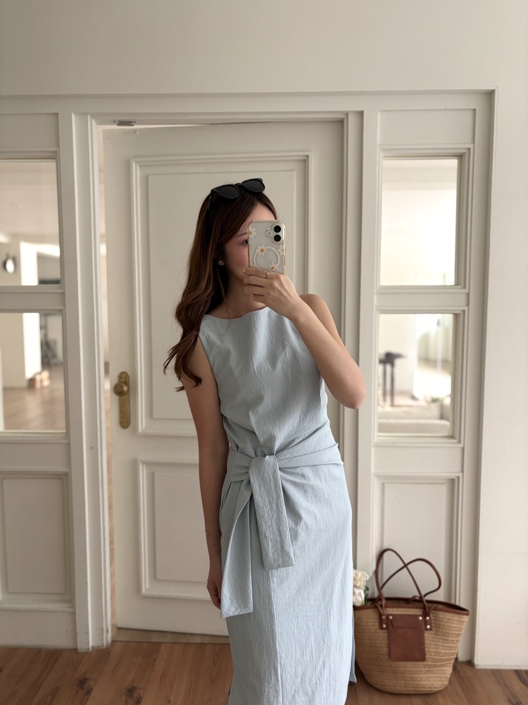 Pastelly Gathered Waist Dress (Blue)