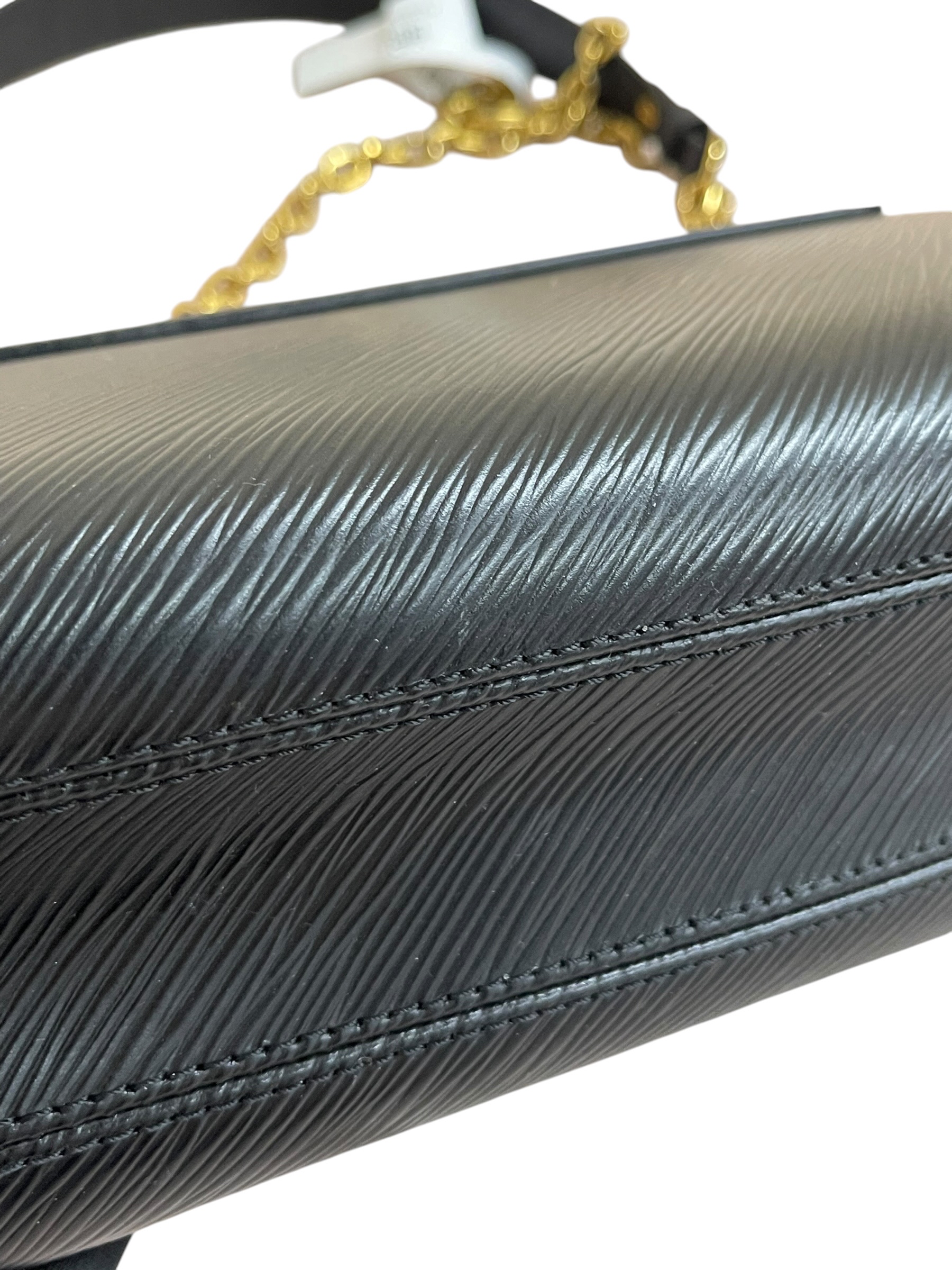 Pre-owned Louis Vuitton Twist MM / Product Code: 063001