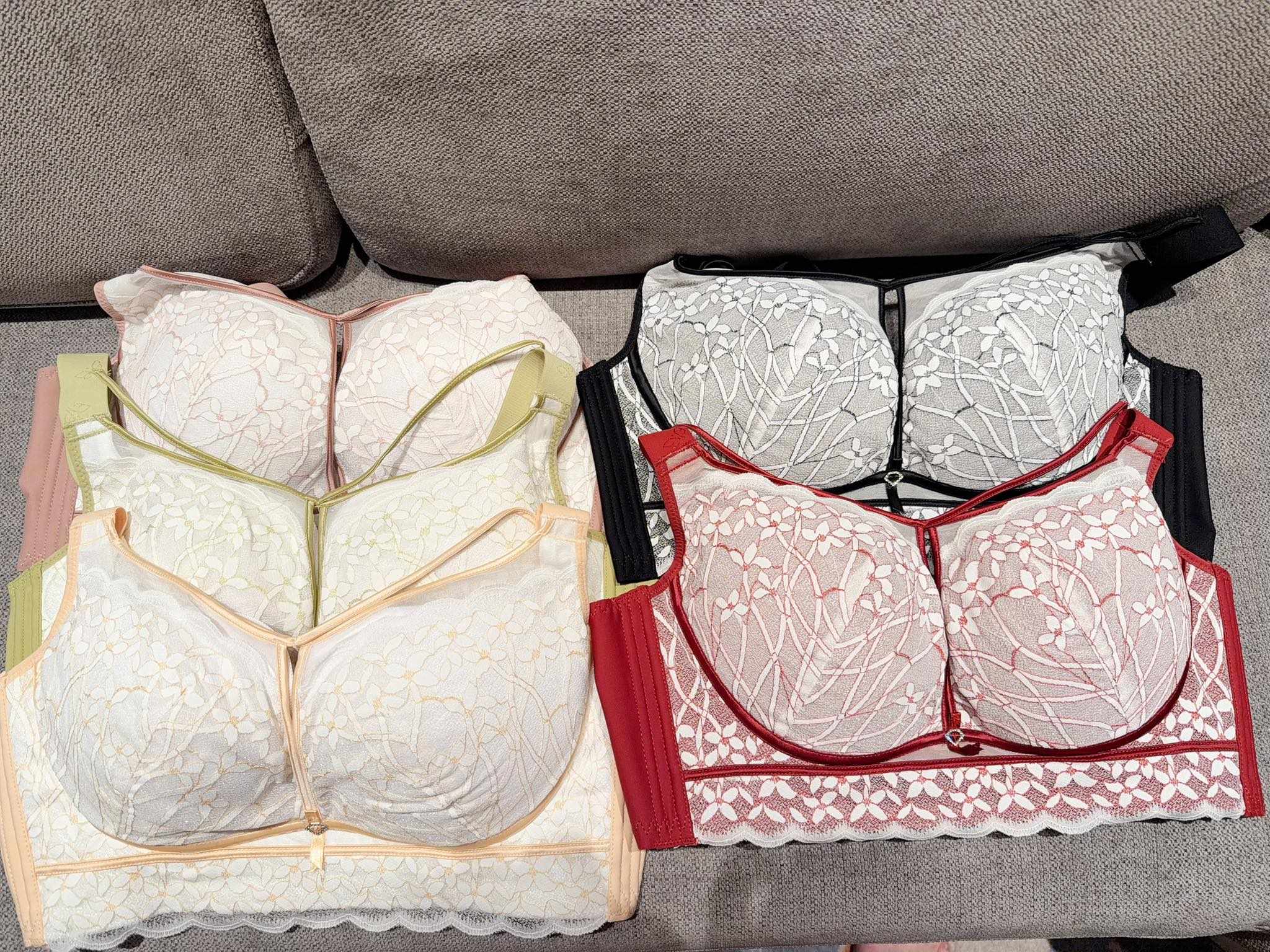 YCH09 2441 性感镂空调整型内衣