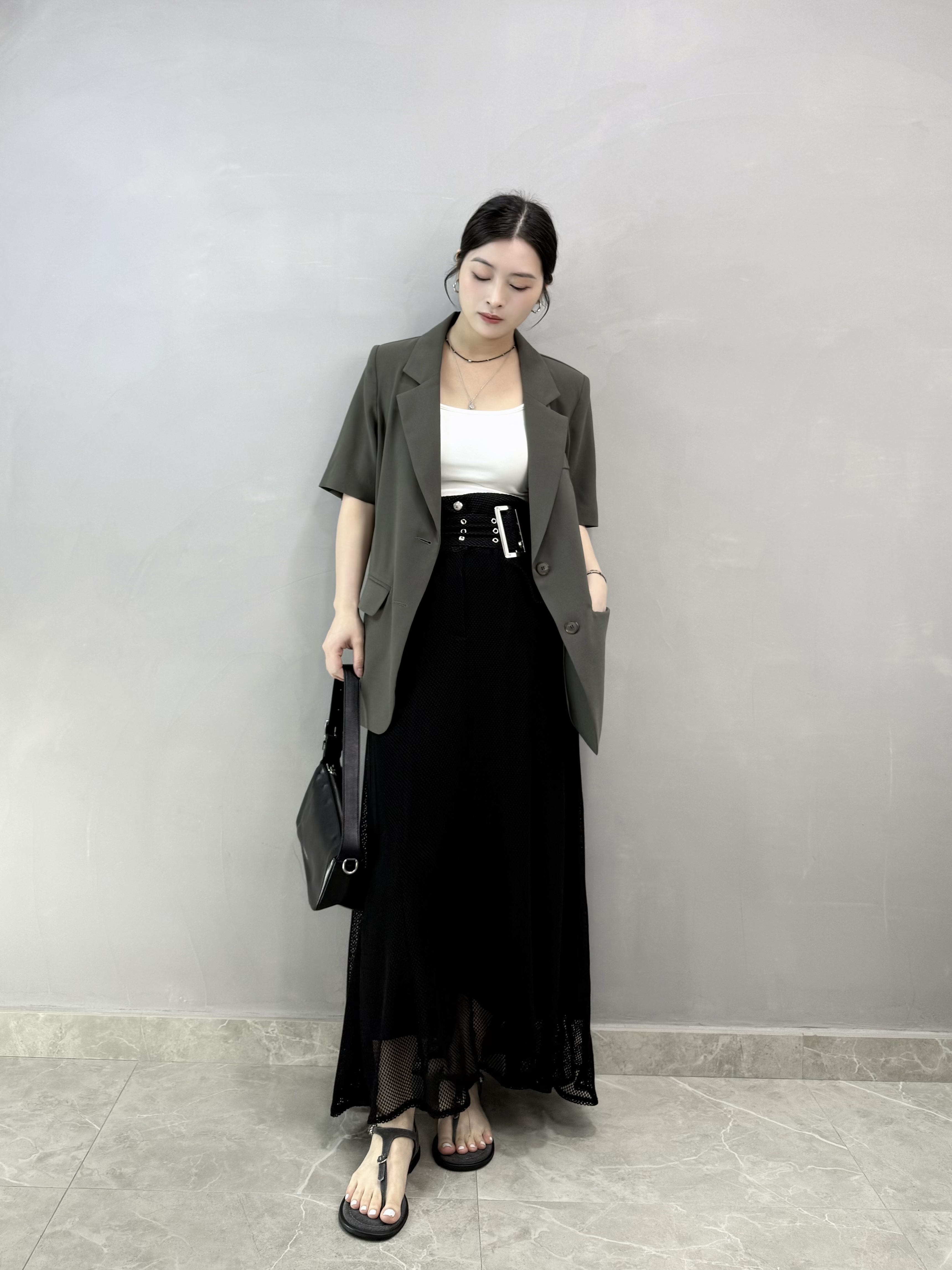 O71 開叉短袖西裝外套