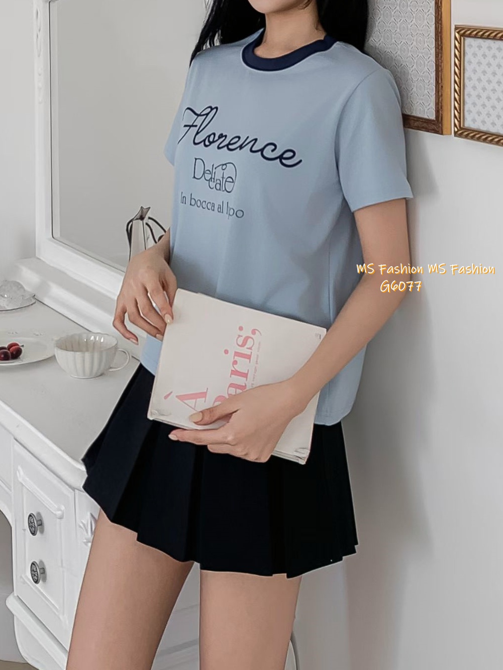 G6077 韓國🇰🇷拼色領字母tee