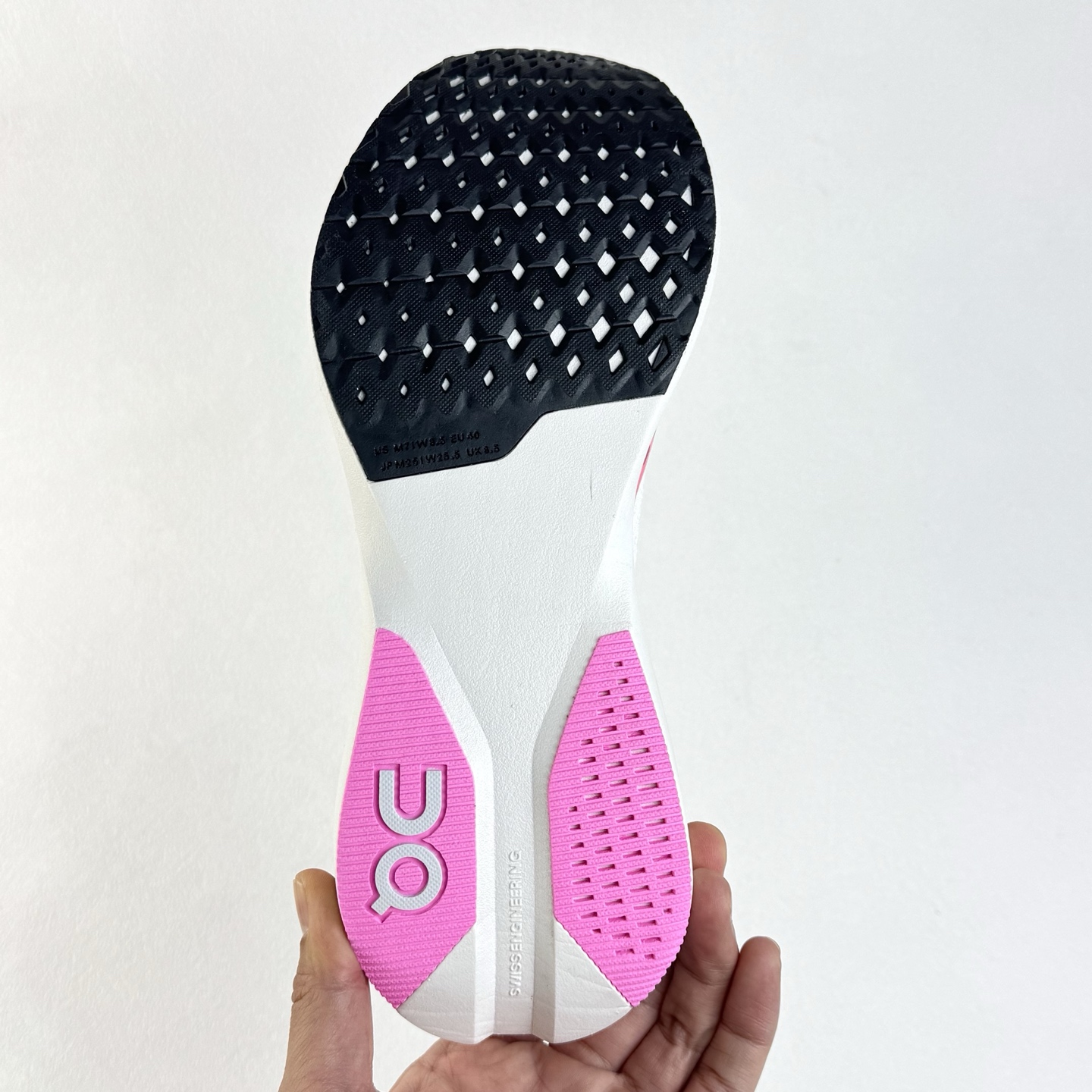 On Cloudboom Strike LS