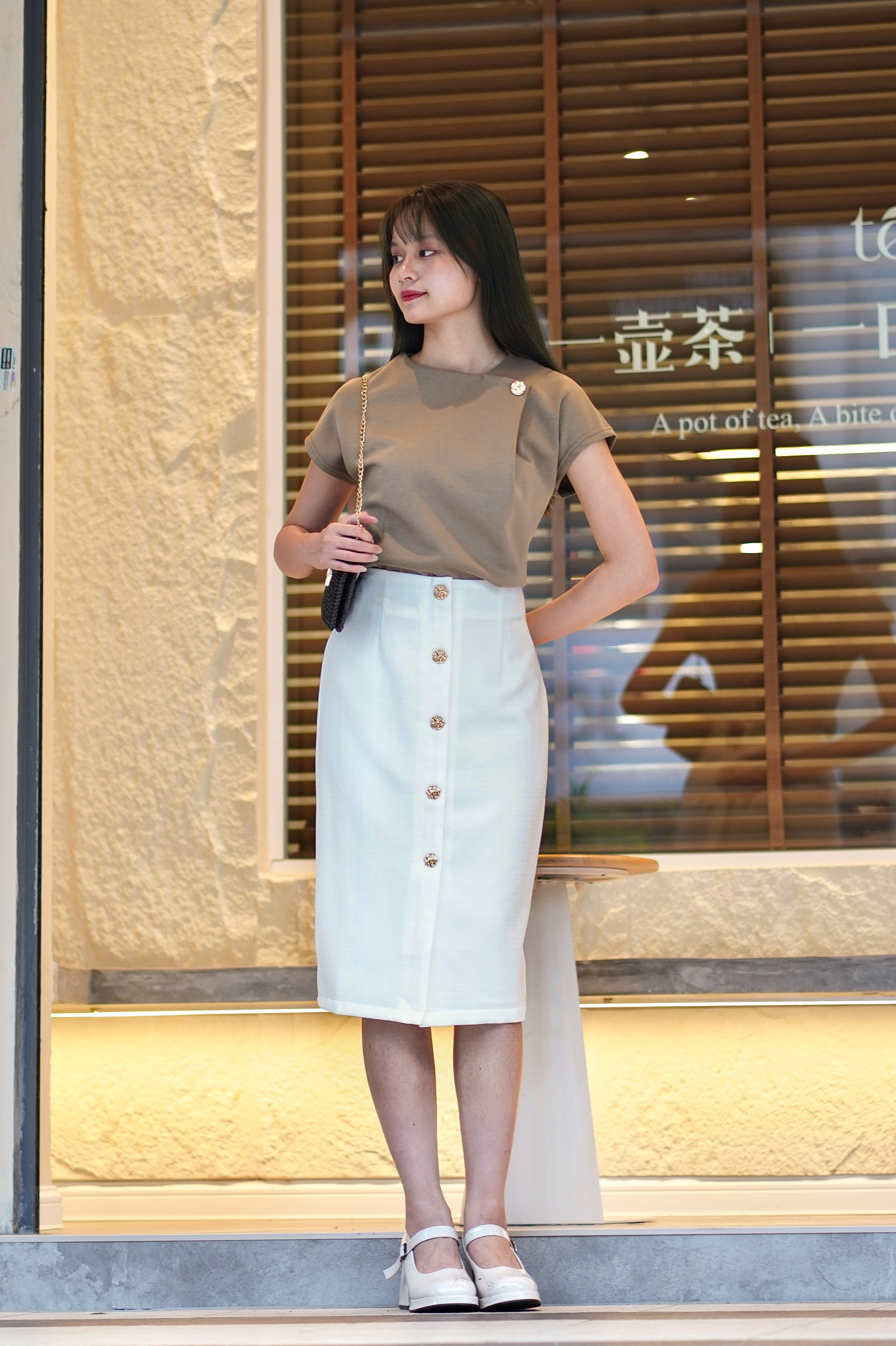 30709 Minimal Cap Sleeve Structured Top