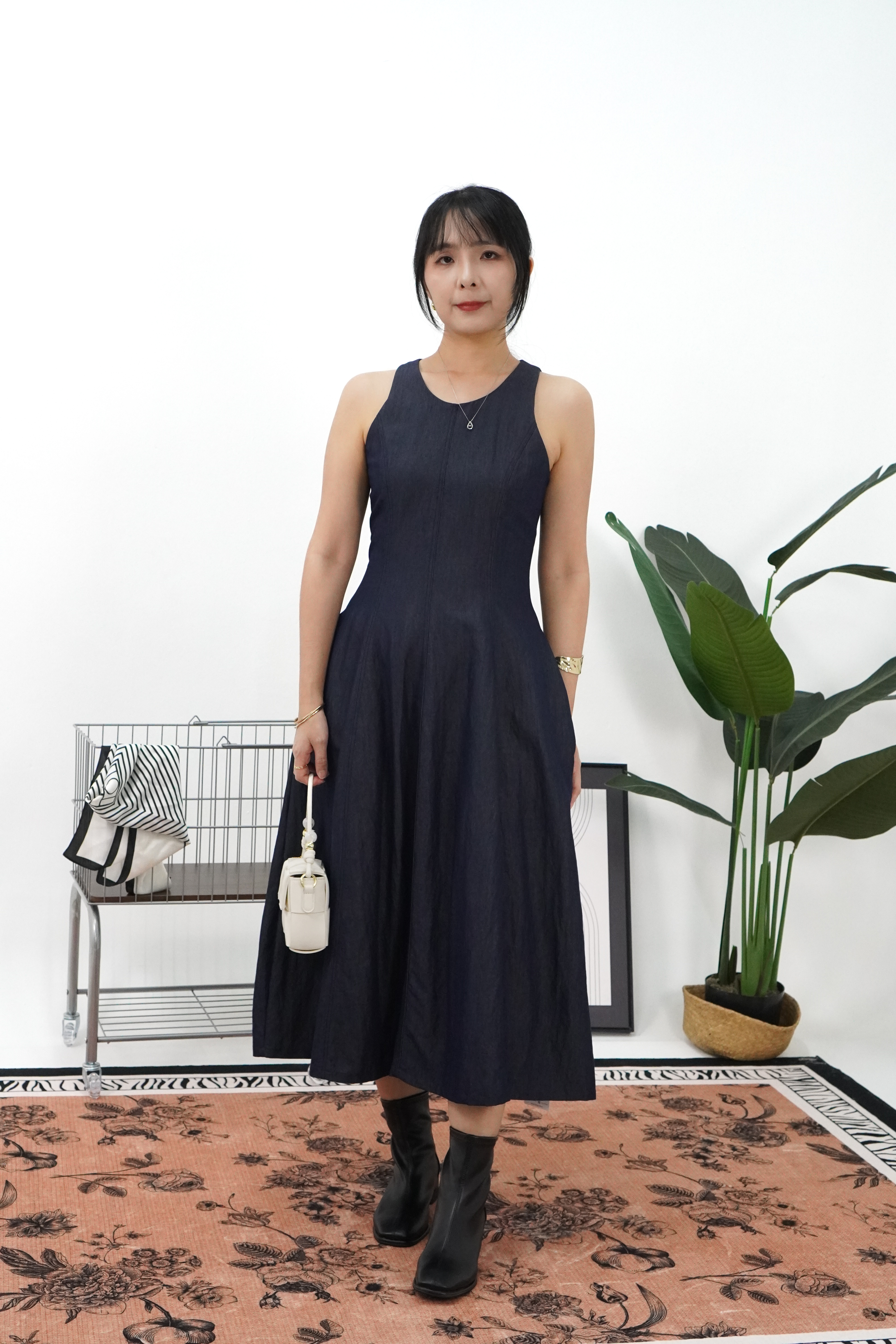 收腰背心裙 Cinched Waist Tank Dress
