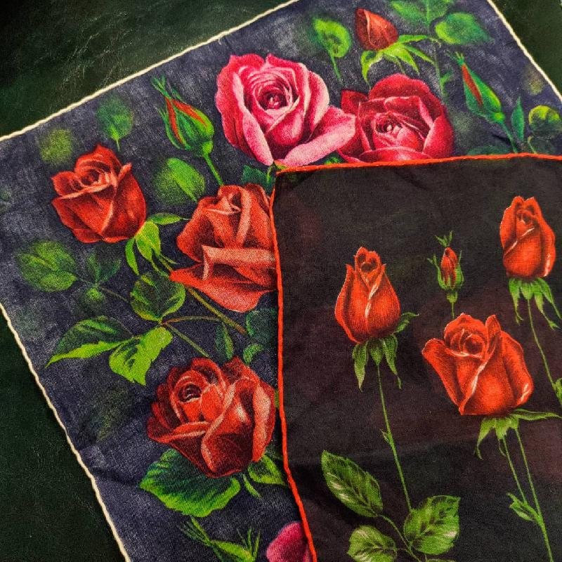 C.a. 1960s German Romantic Rose Print Handkerchief (EV387) (R)