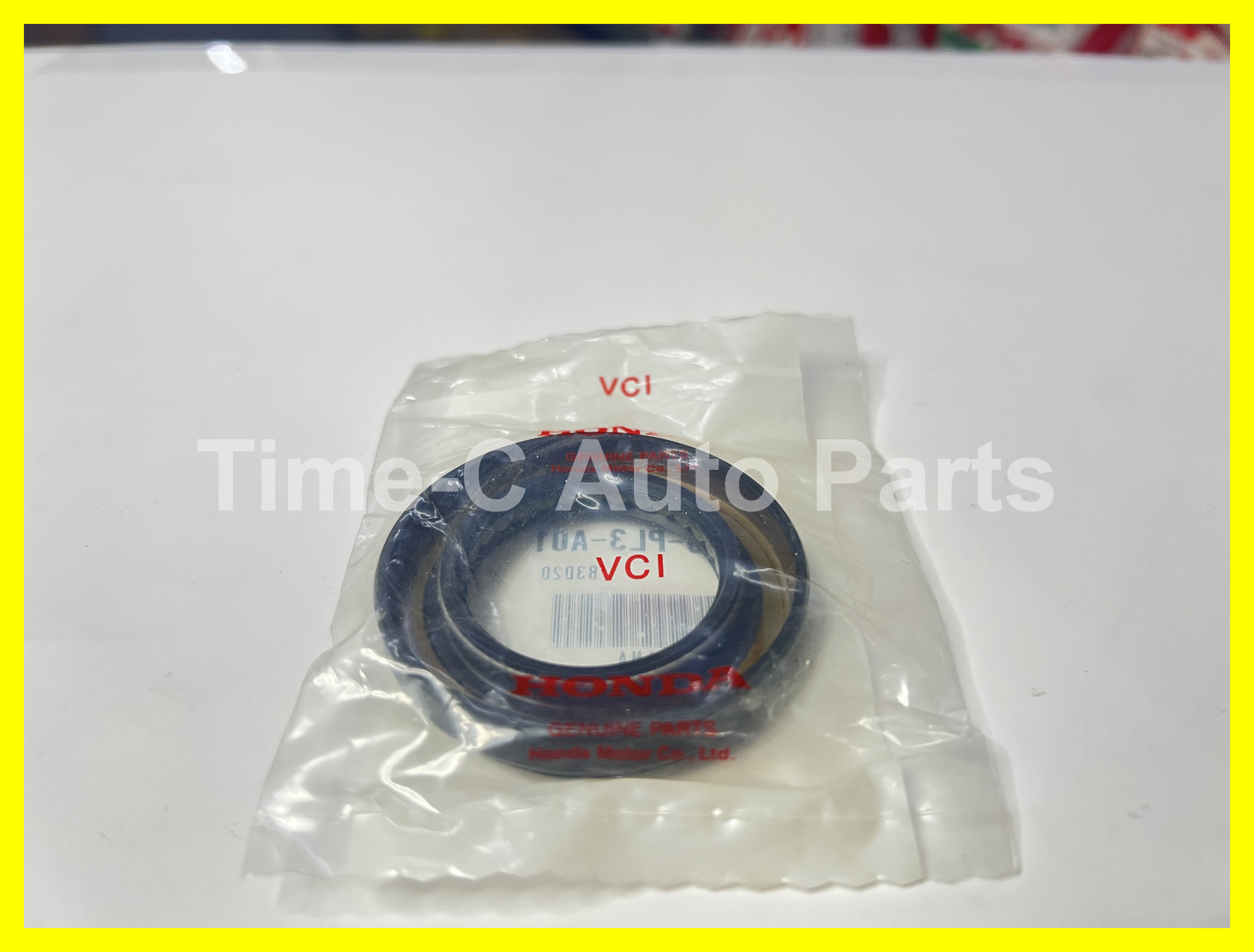 右橫什油封 91205-PL3-A01 - Honda Freed GB GP