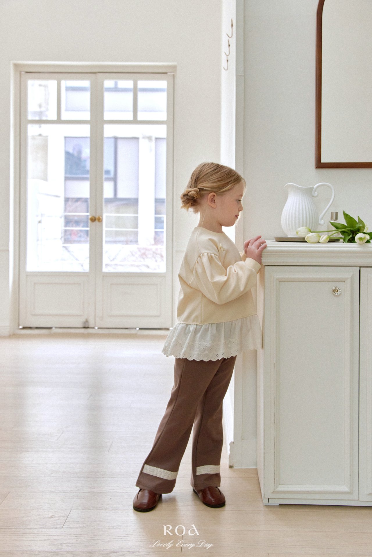 Lace 小喇叭長褲