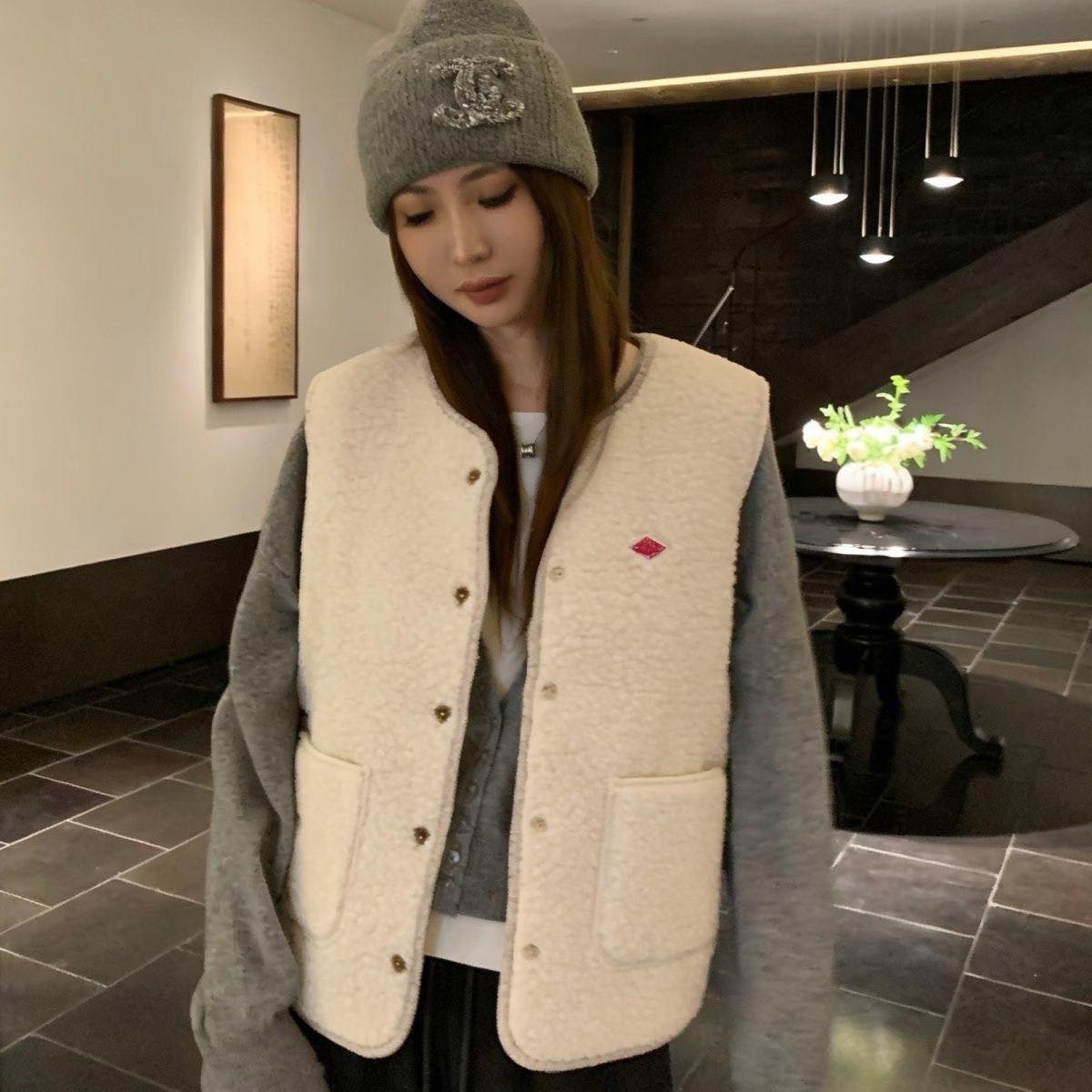 日系情侶毛毛背心褸