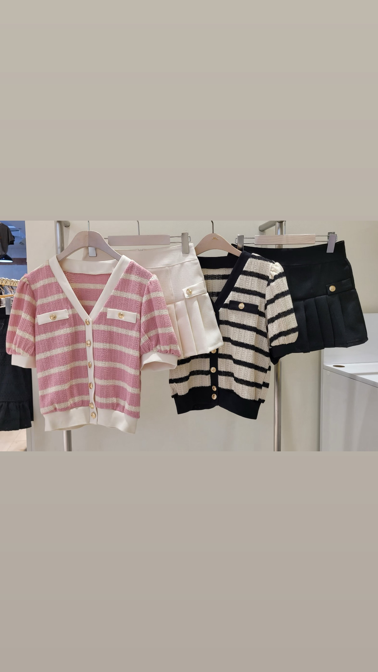 🇰🇷🇰🇷新款速遞9/4🔥🔥Bottom11425#ff2843