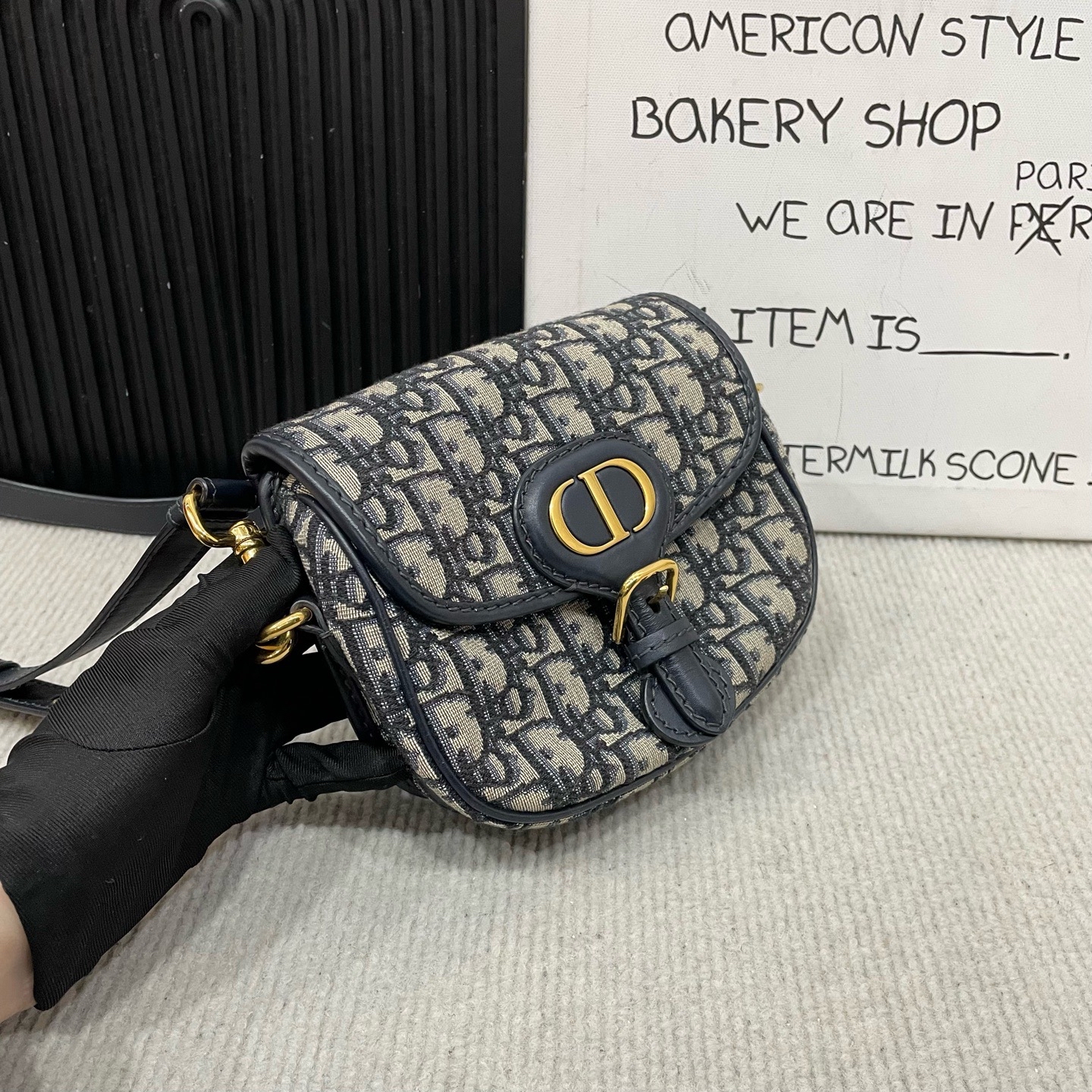 【預訂貨品】Dior 老花Bobby 